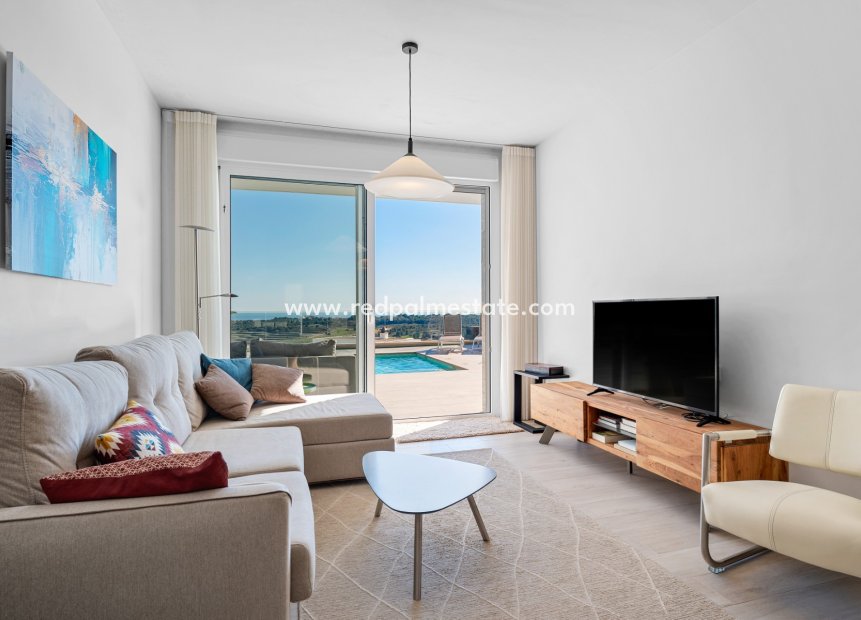 Reventa - Villa -
San Miguel de Salinas - Inland