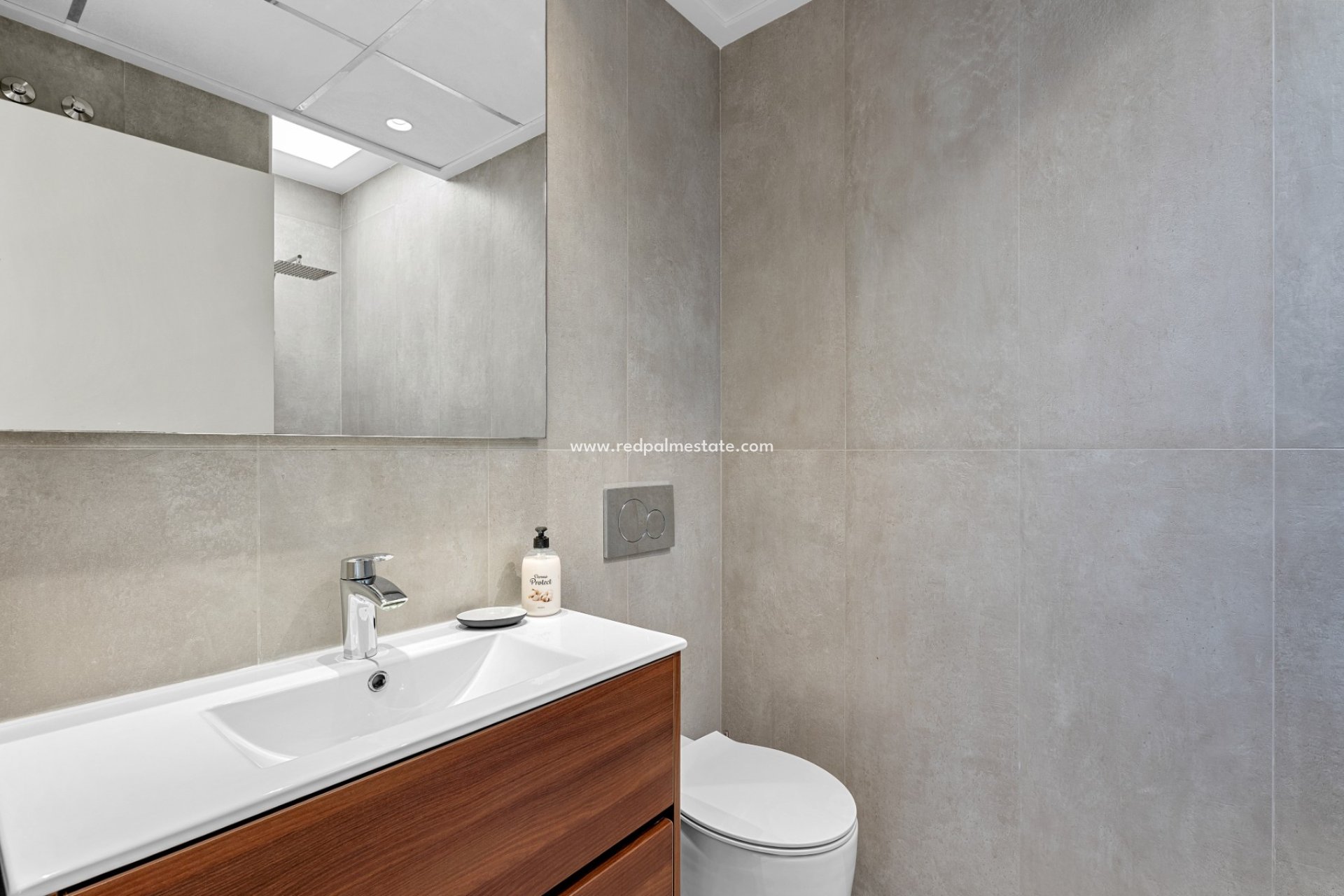 Reventa - Villa -
San Miguel de Salinas - Inland