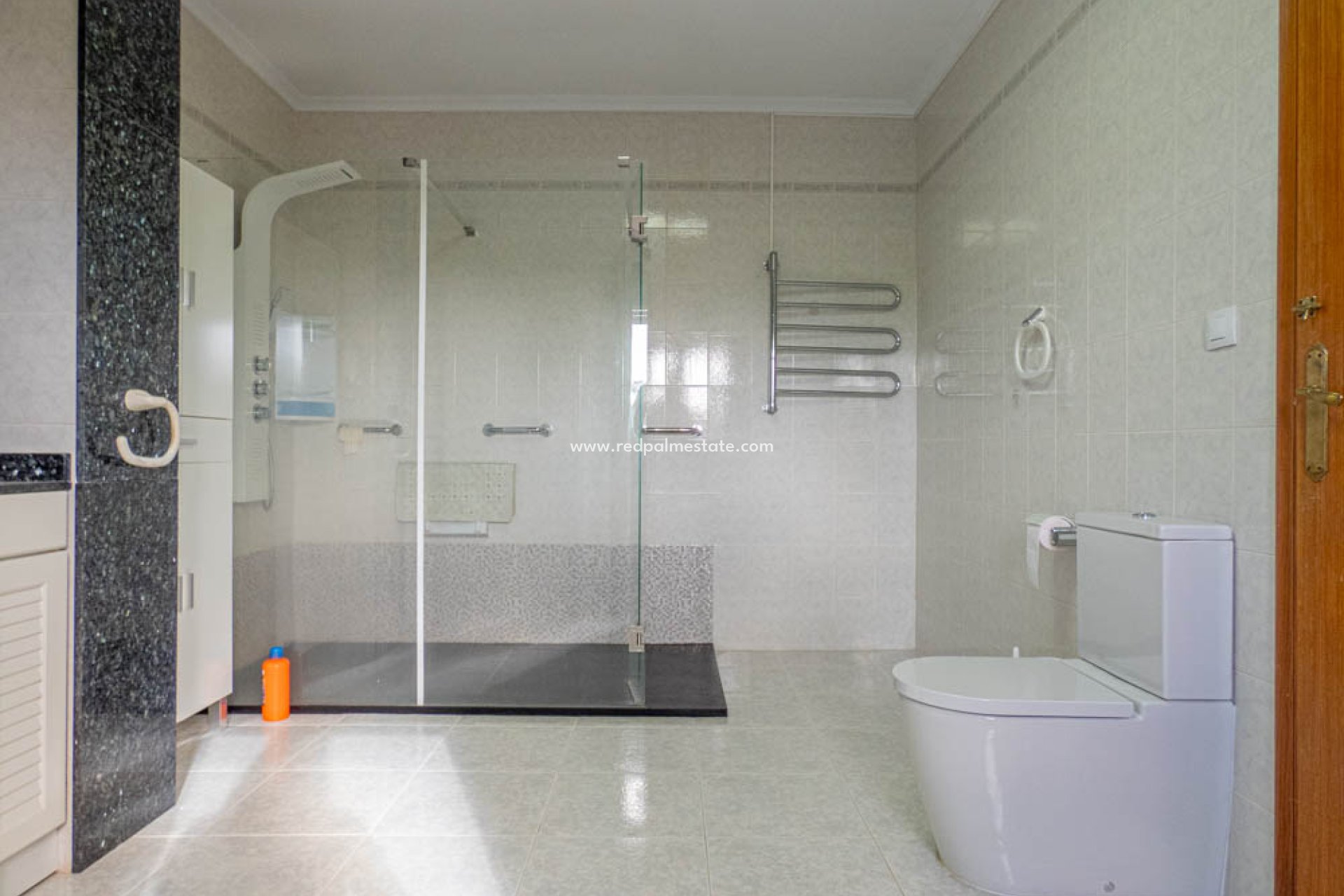 Reventa - Villa -
San Miguel de Salinas - Inland