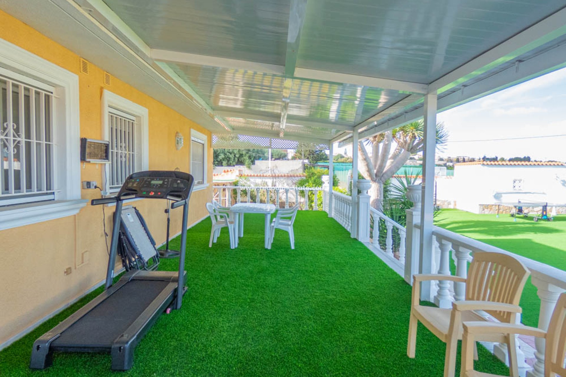 Reventa - Villa -
San Miguel de Salinas - Inland