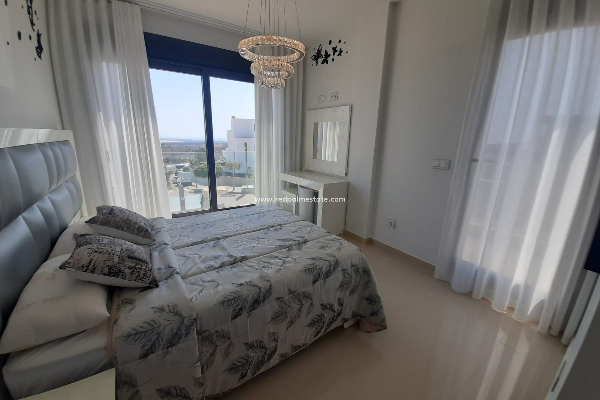 Reventa - Villa -
San Miguel de Salinas - Inland