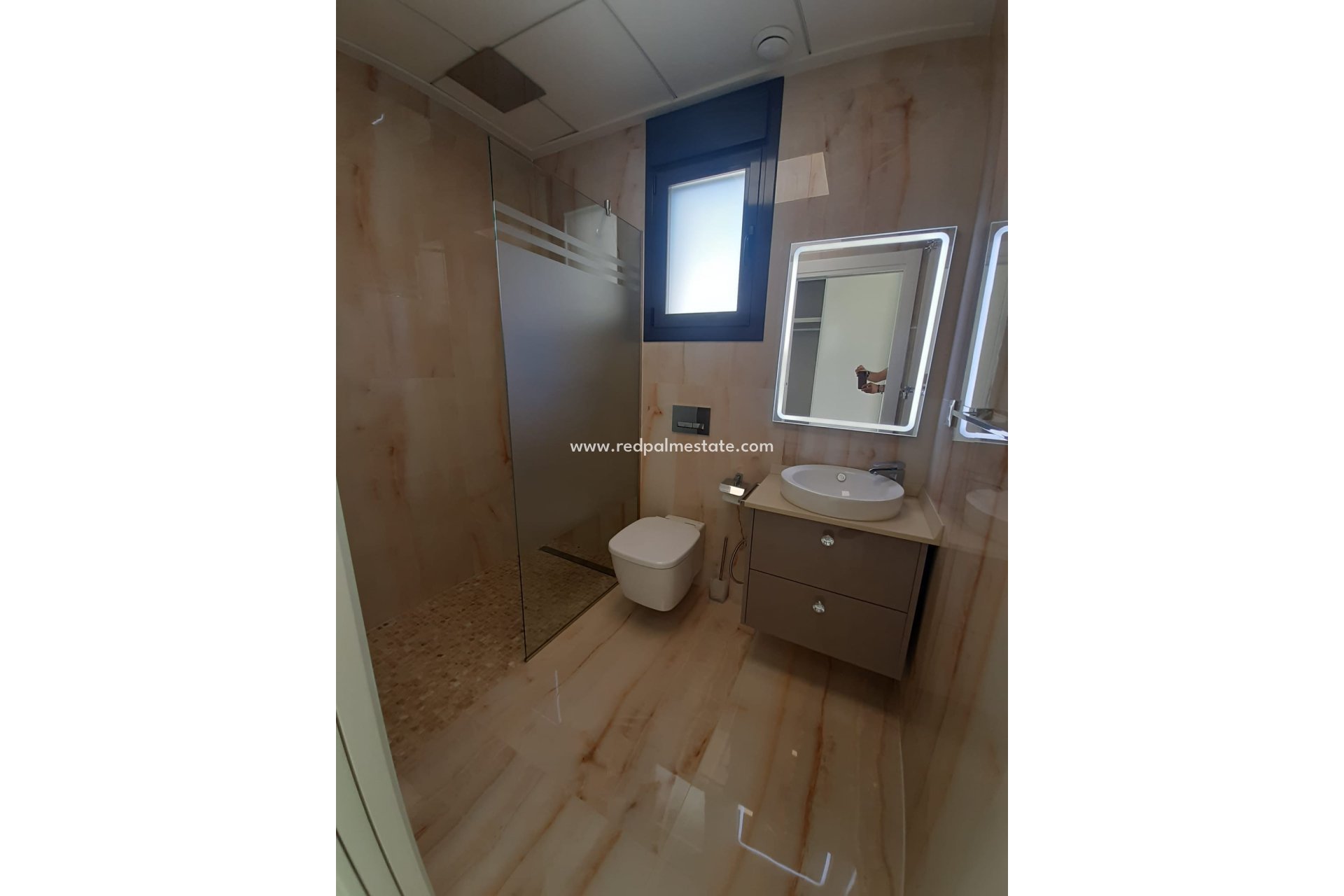 Reventa - Villa -
San Miguel de Salinas - Inland