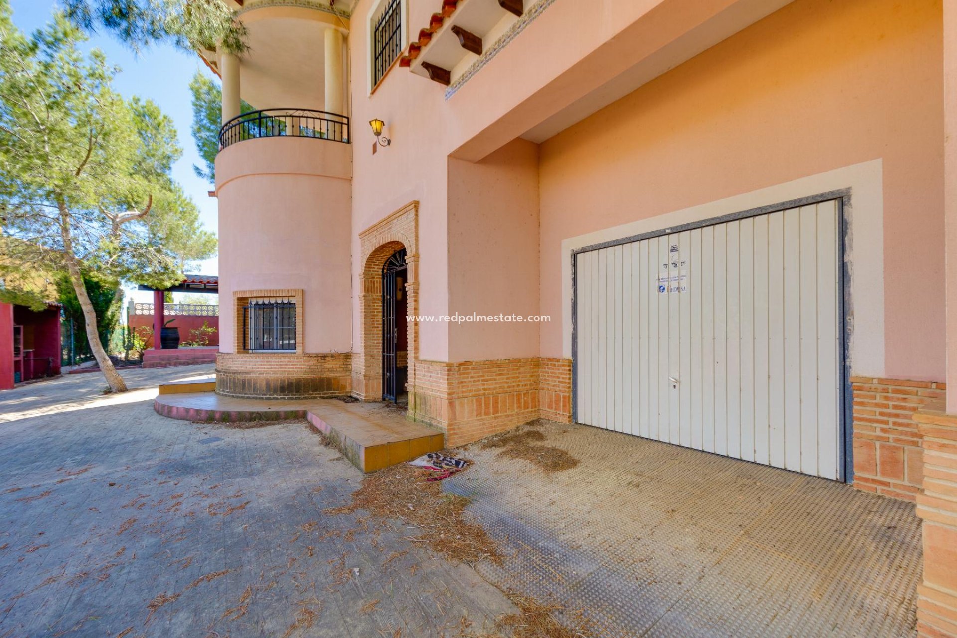 Reventa - Villa -
San Miguel de Salinas - Inland