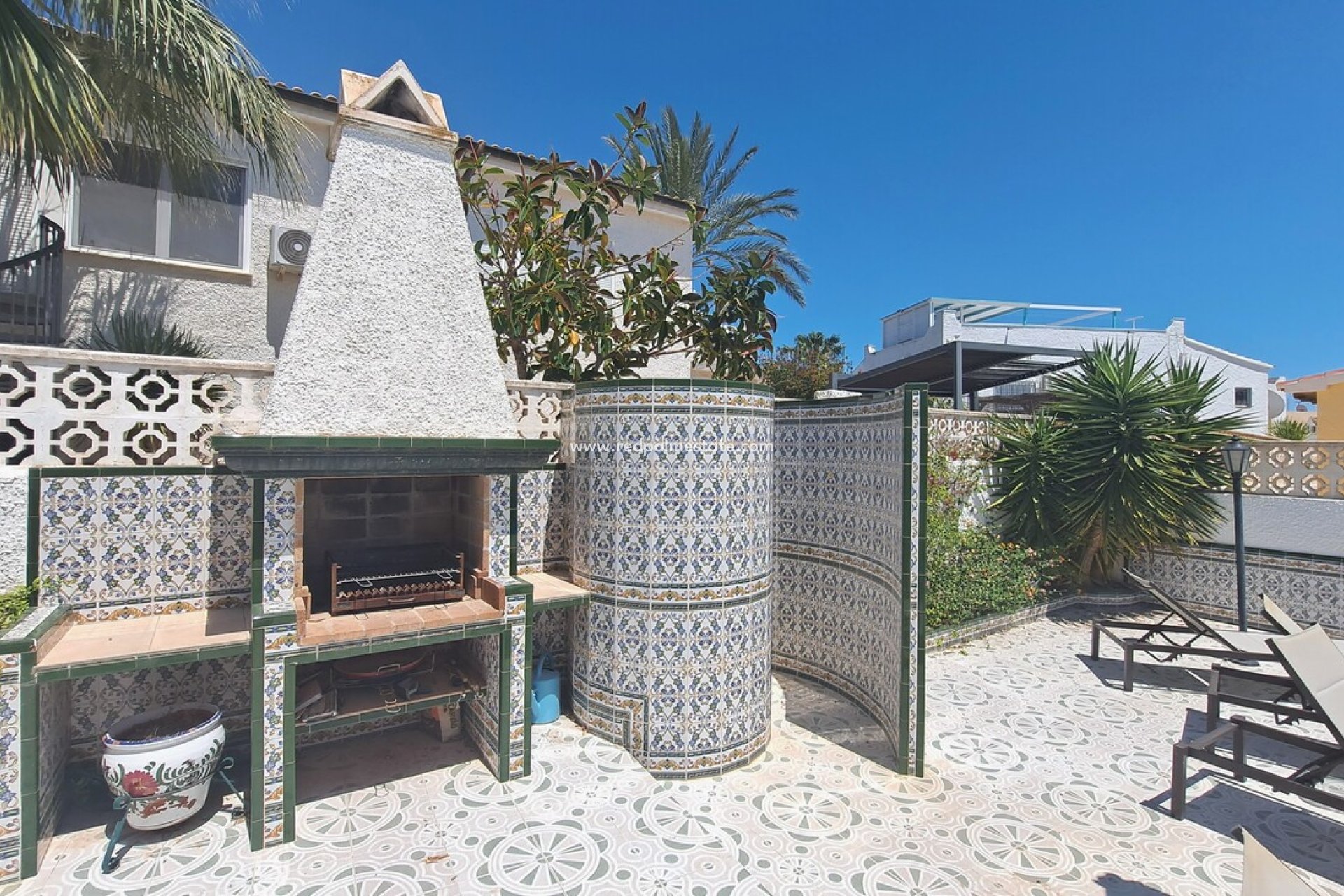 Reventa - Villa -
San Miguel de Salinas - Inland