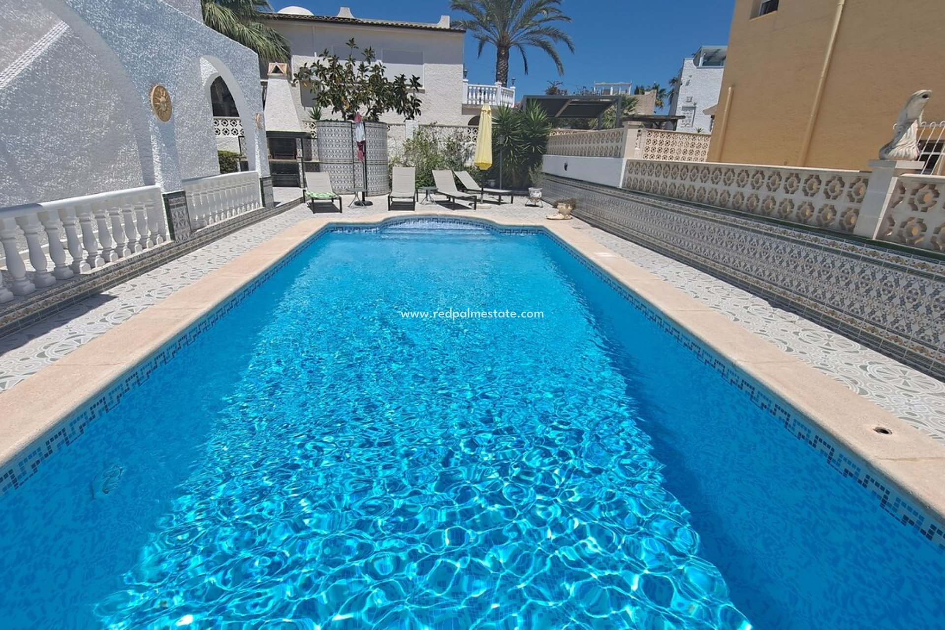 Reventa - Villa -
San Miguel de Salinas - Inland