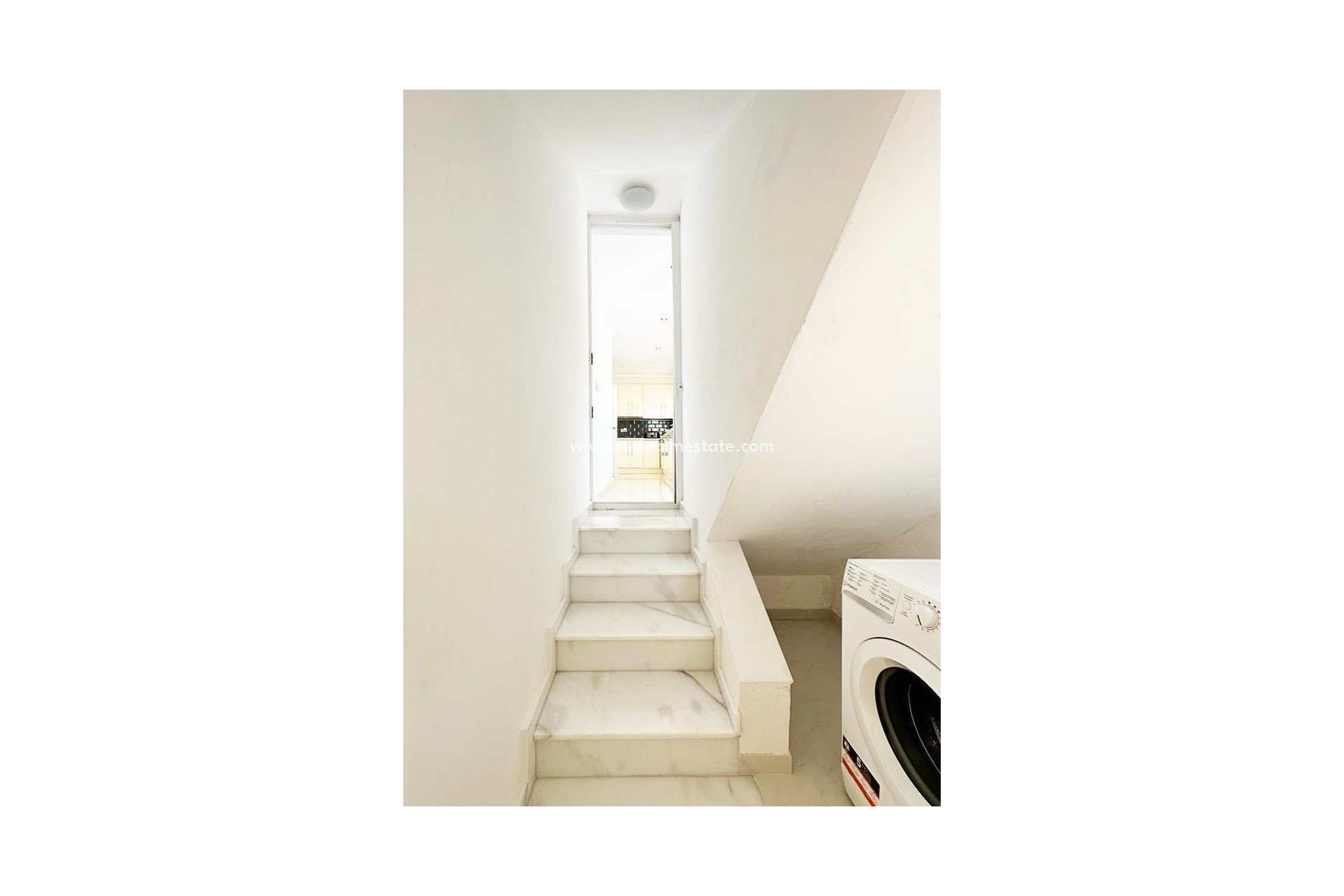 Reventa - Villa -
San Miguel de Salinas - Inland