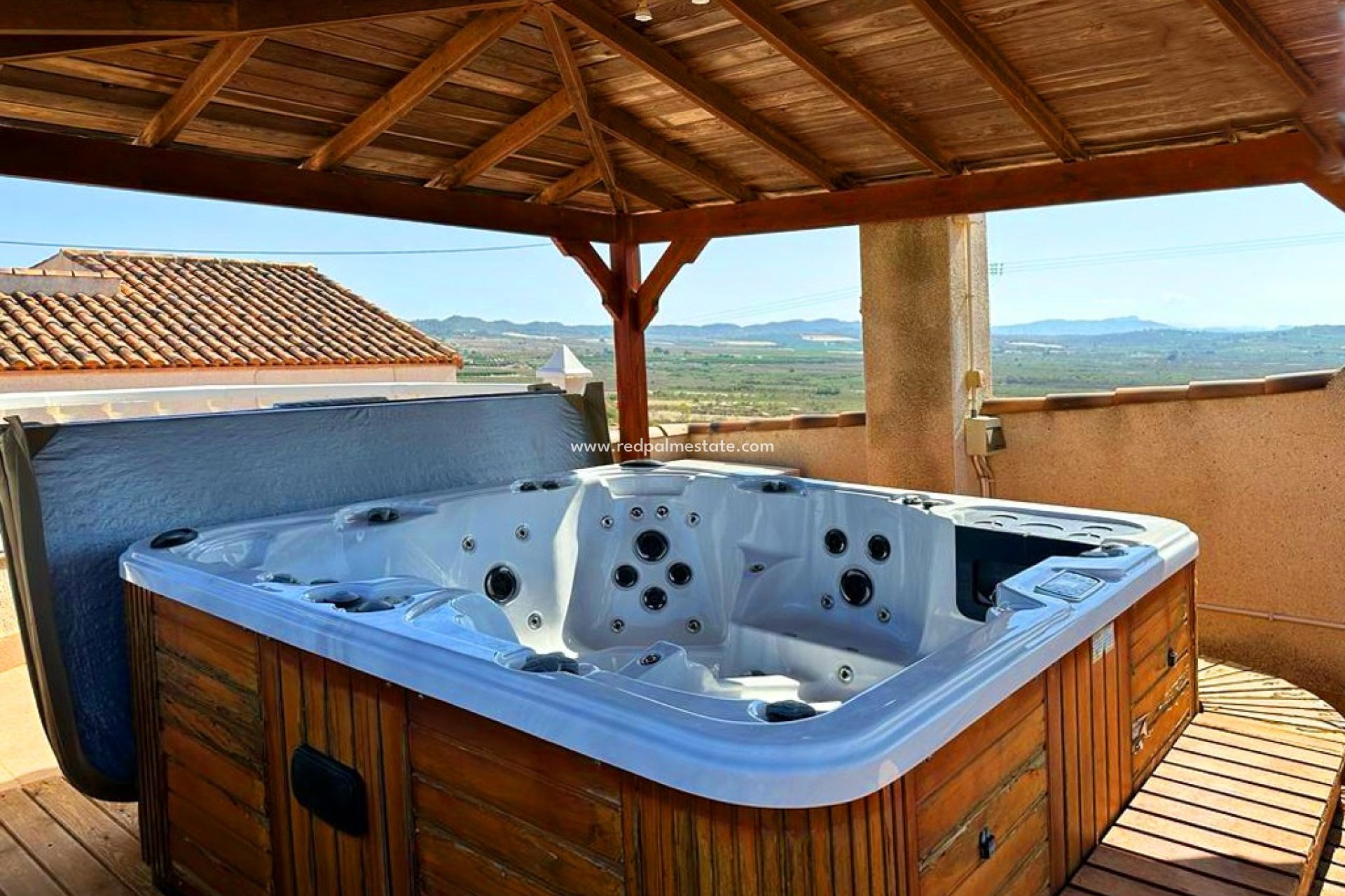 Reventa - Villa -
San Miguel de Salinas - Inland