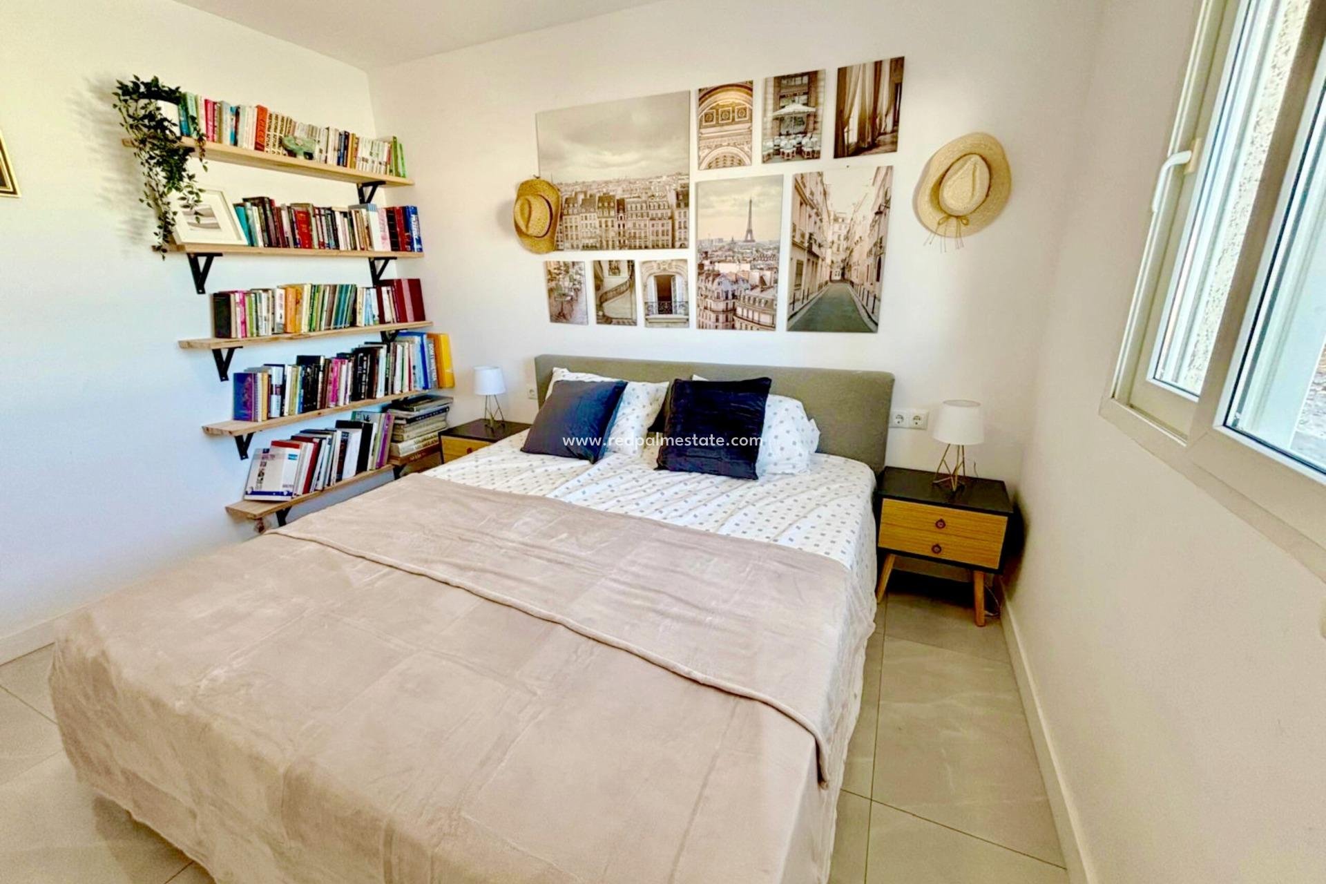 Reventa - Villa -
San Miguel de Salinas - Pueblo 9