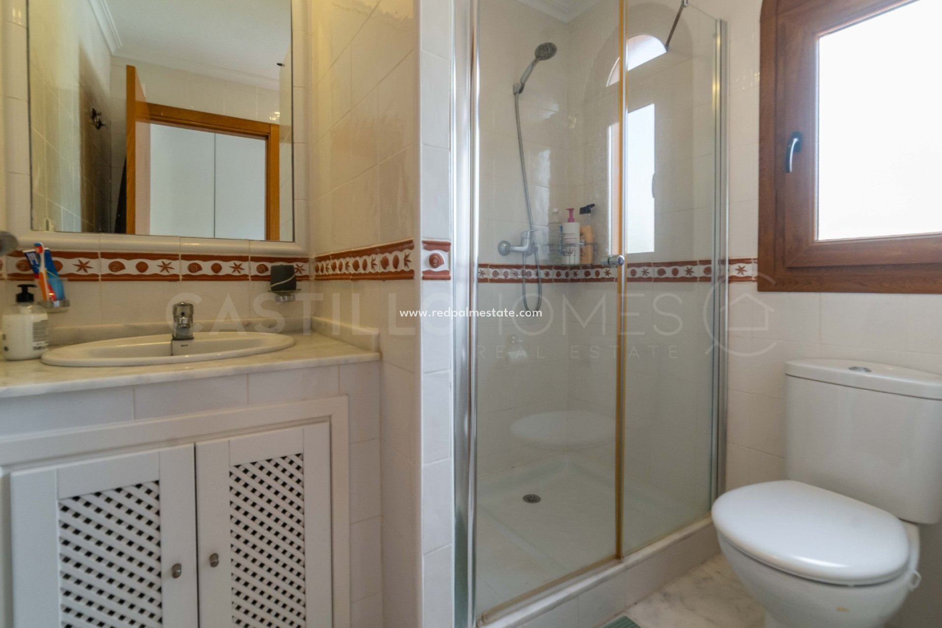 Reventa - Villa -
San Miguel de Salinas - San Miguel Salinas