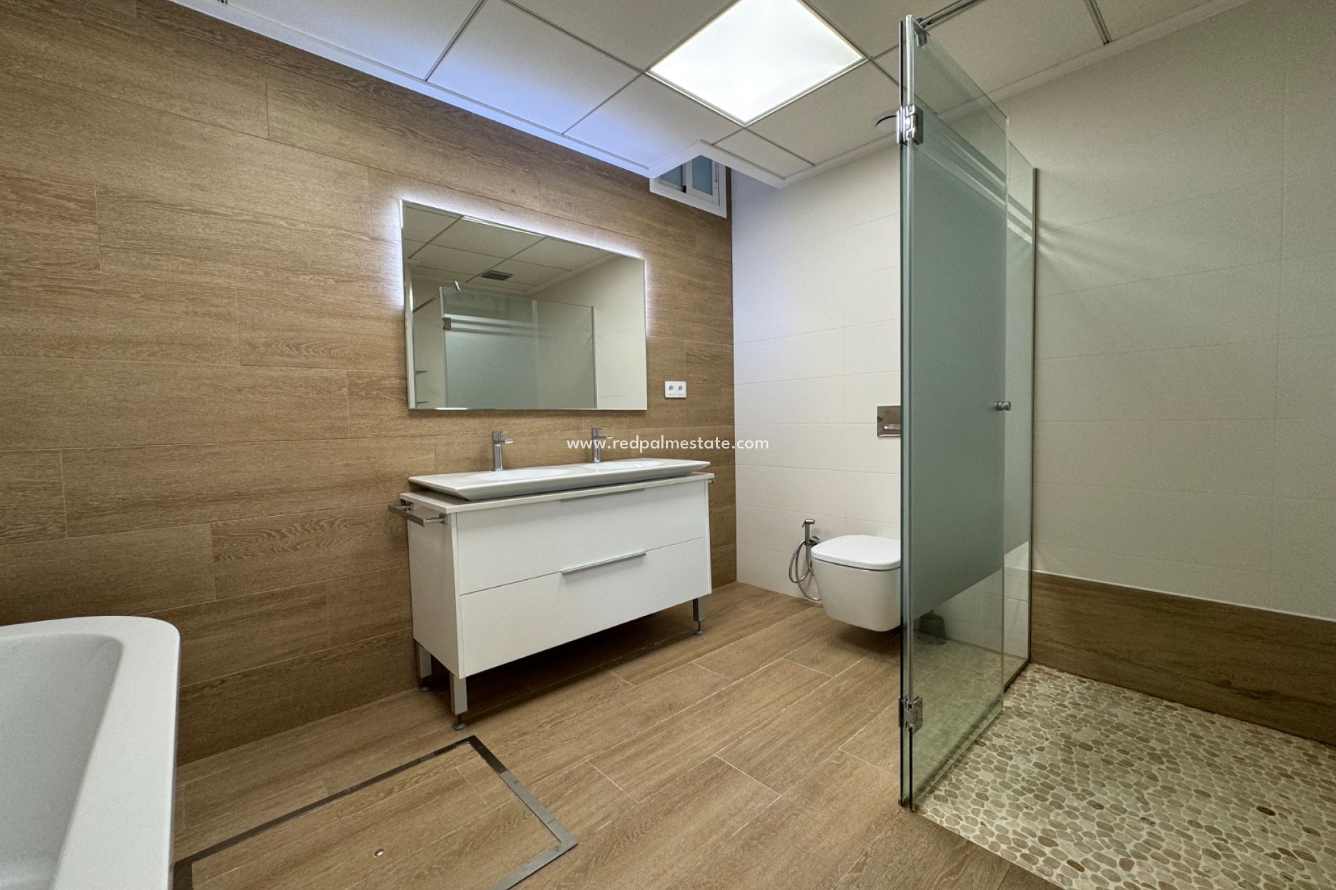 Reventa - Villa -
San Miguel de Salinas - San Miguel Salinas