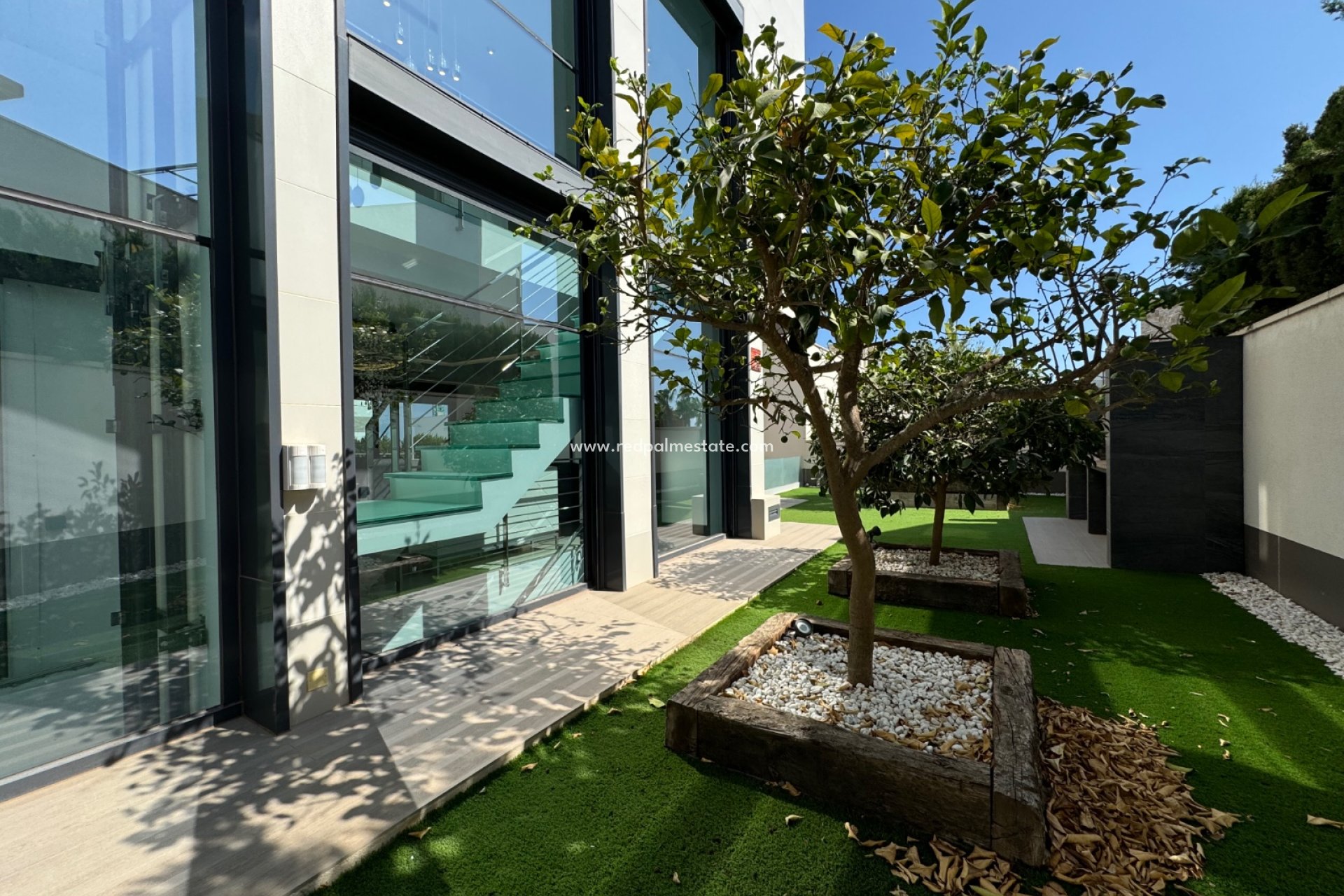 Reventa - Villa -
San Miguel de Salinas - San Miguel Salinas