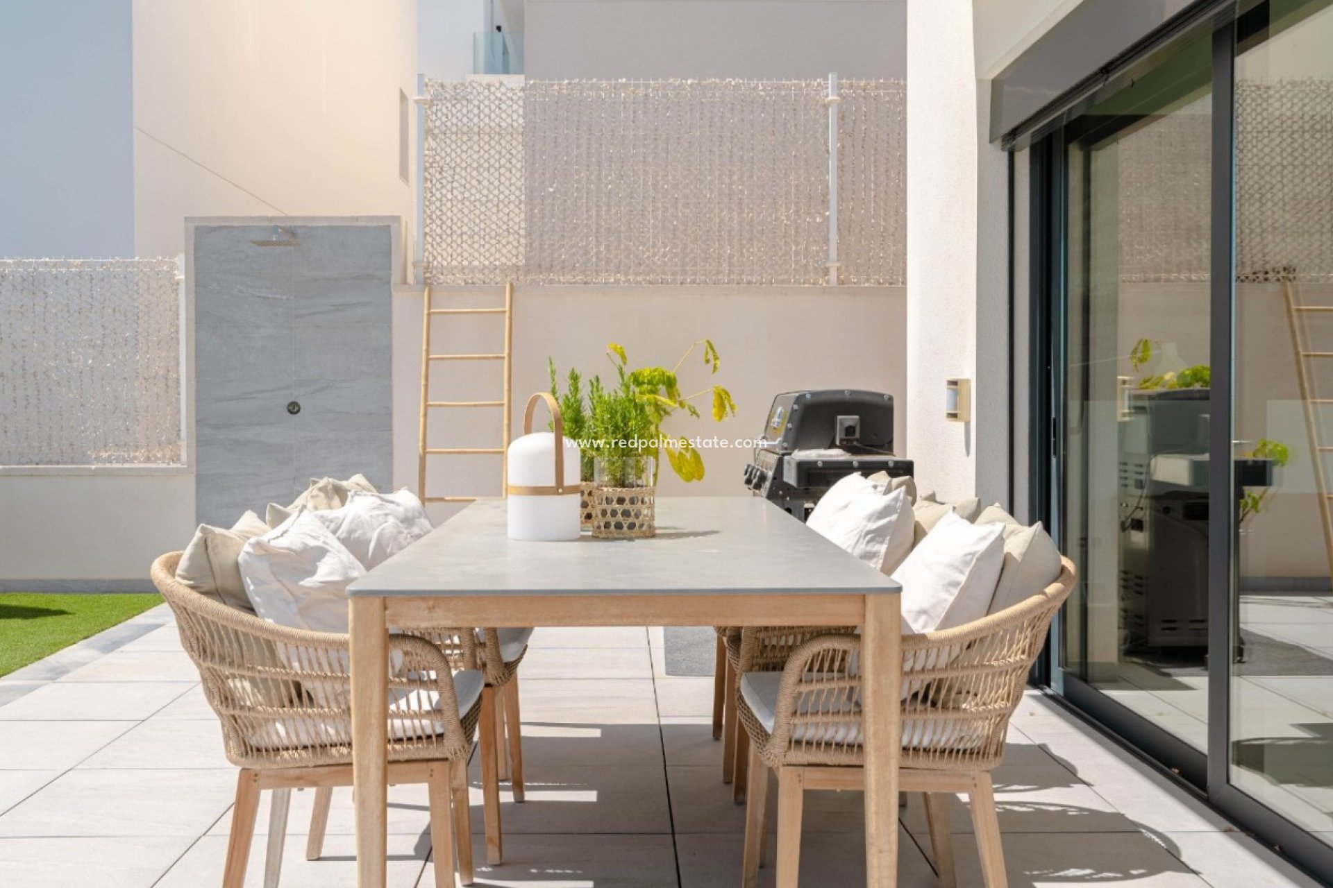 Reventa - Villa -
San Miguel de Salinas - San Miguel Salinas