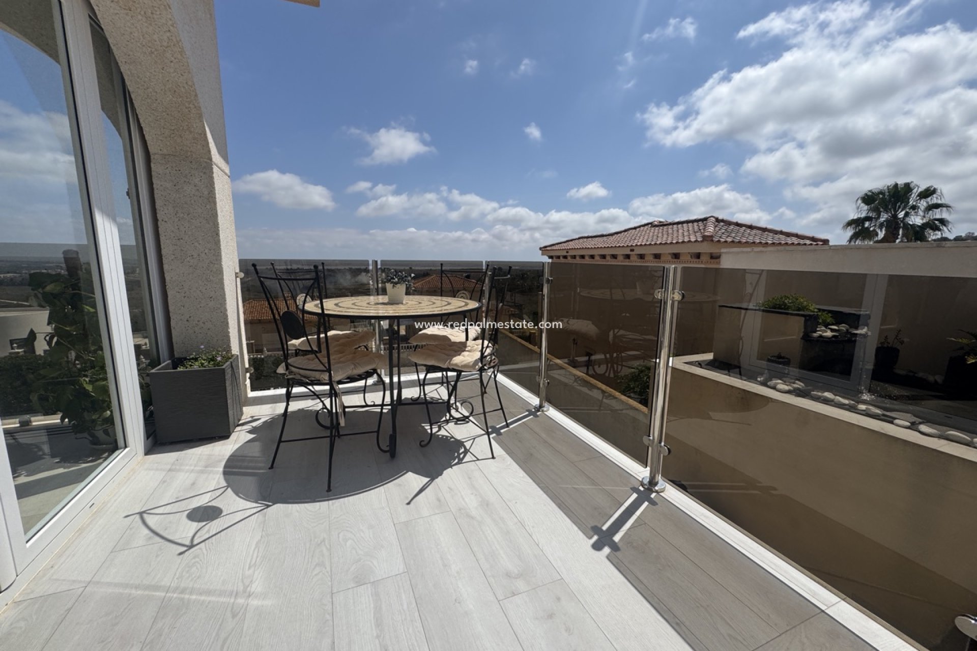 Reventa - Villa -
San Miguel de Salinas - San Miguel Salinas