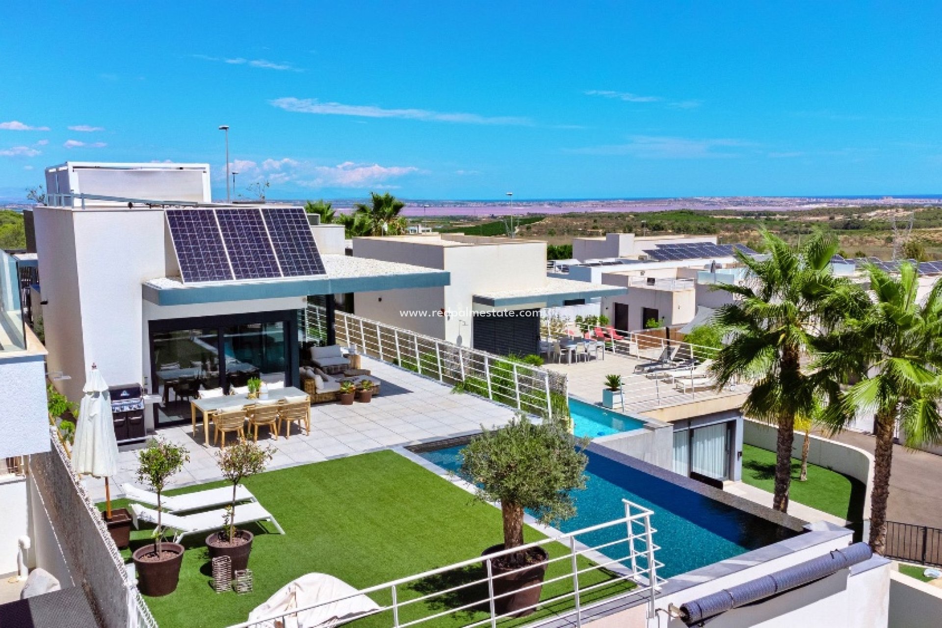 Reventa - Villa -
San Miguel de Salinas - San Miguel Salinas