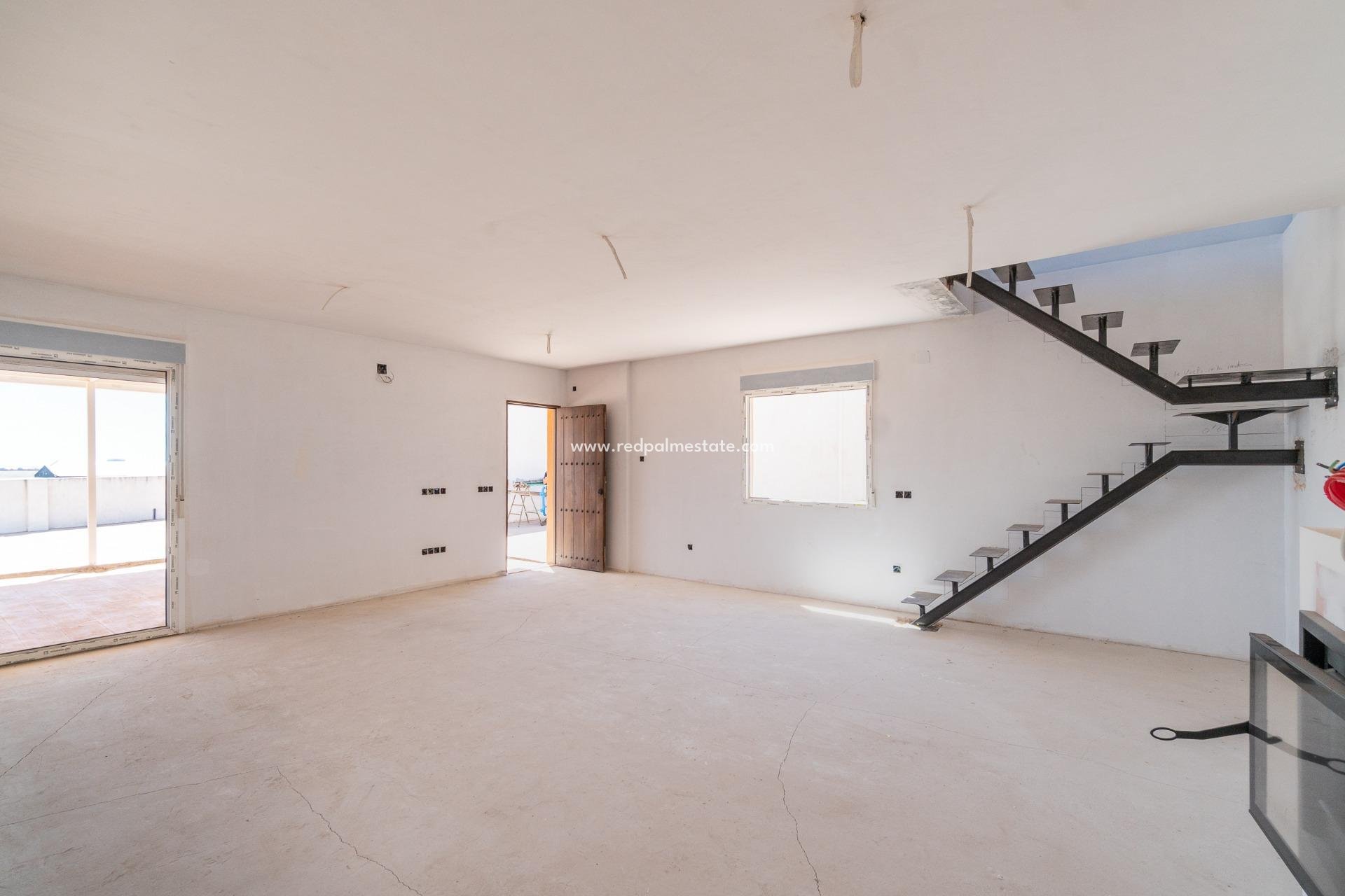 Reventa - Villa -
San Miguel de Salinas - Torremendo