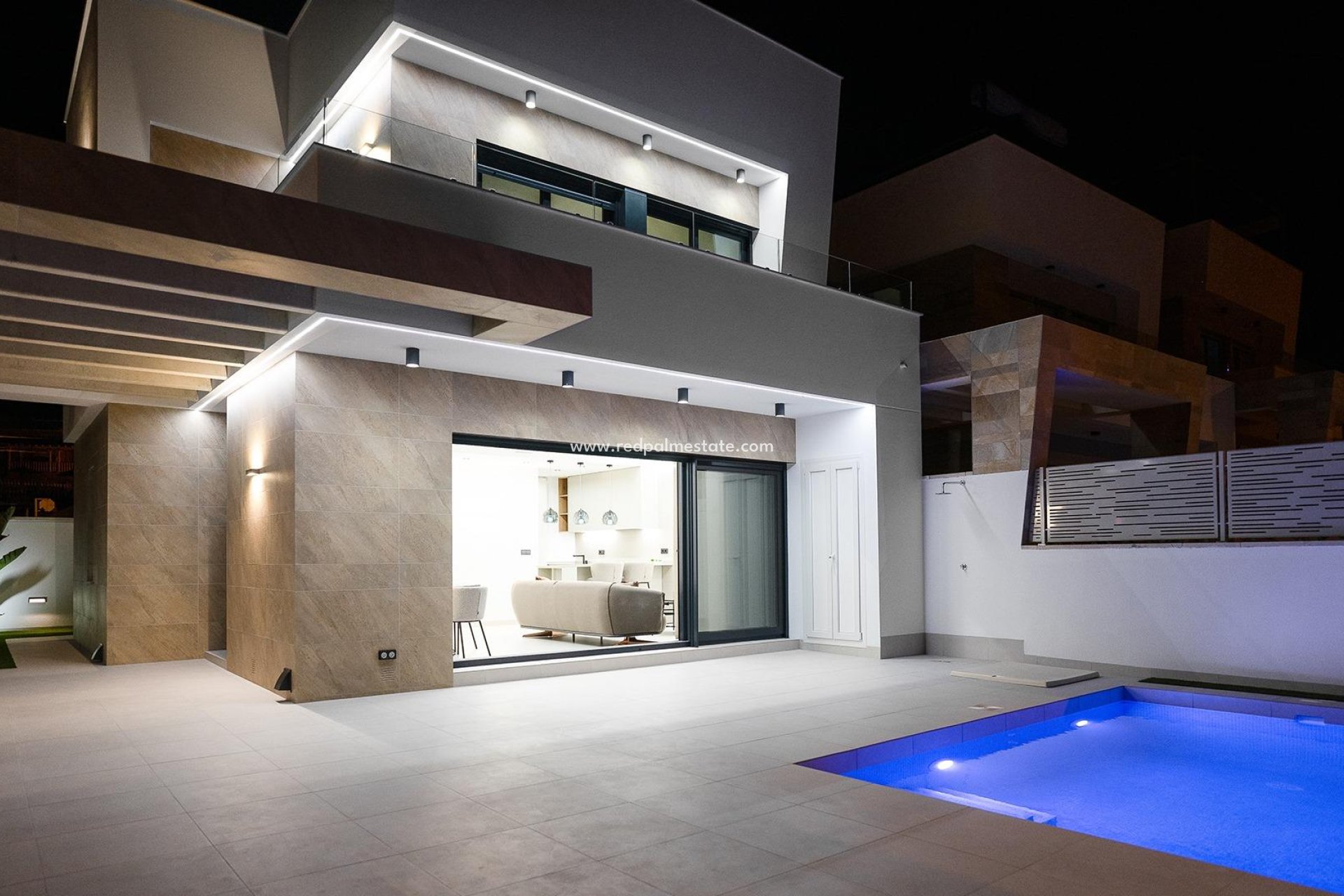 Reventa - Villa -
San Miguel de Salinas - Villamartín