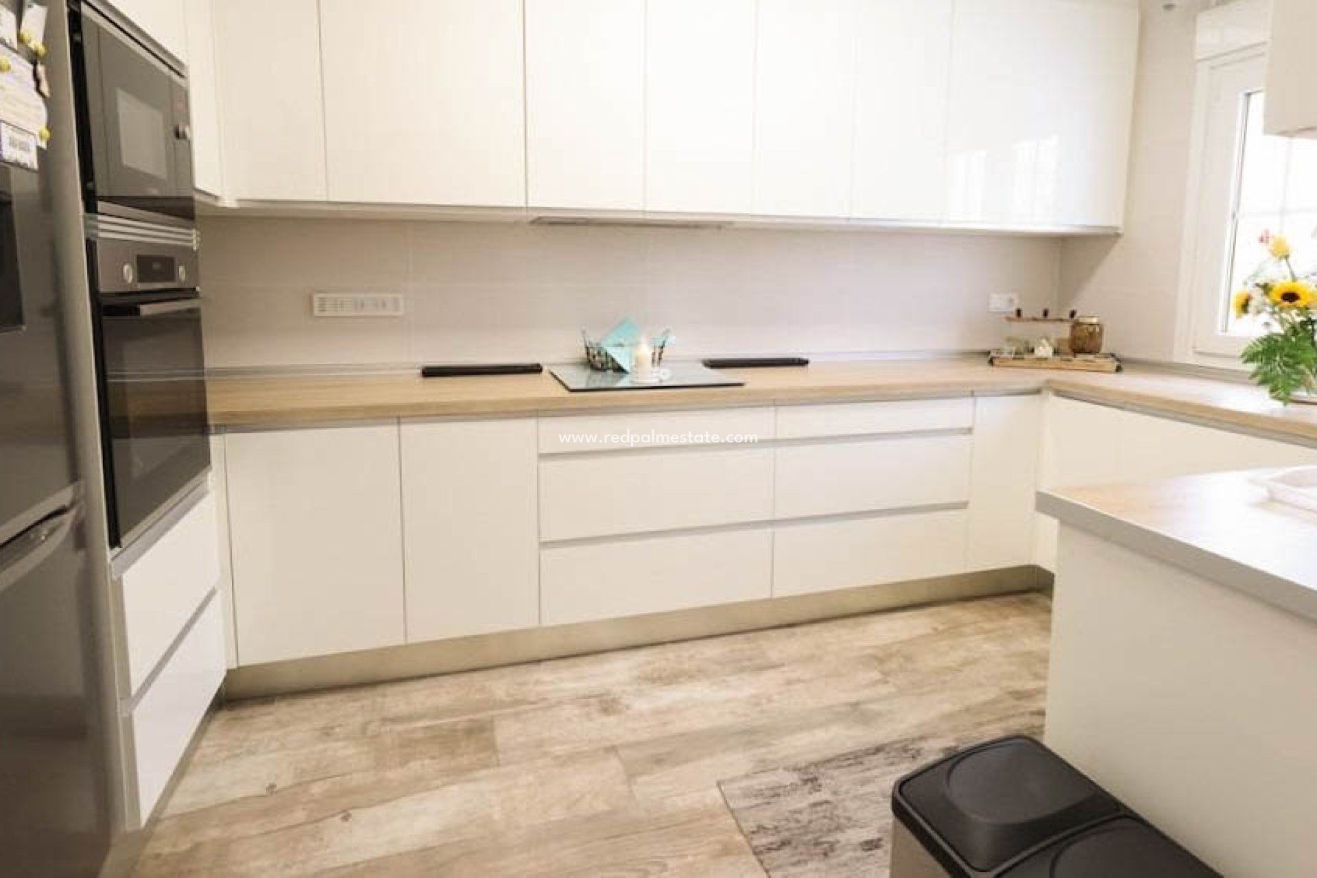 Reventa - Villa -
San Miguel de Salinas - Villamartín