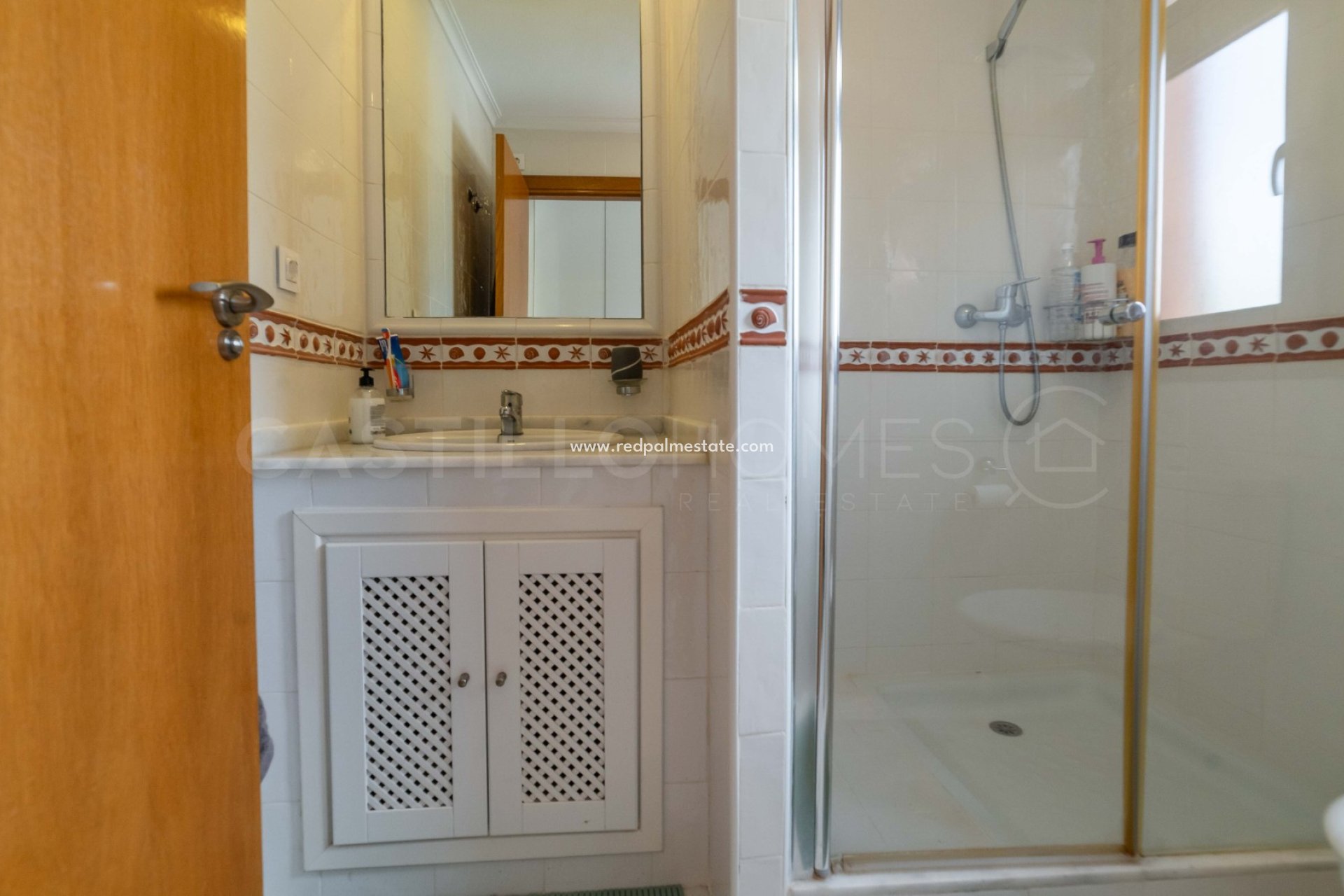 Reventa - Villa -
San Miguel de Salinas