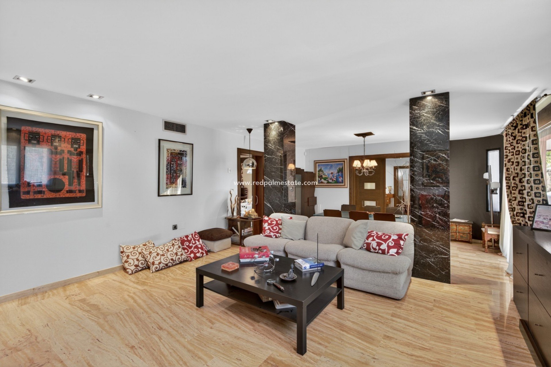 Reventa - Villa -
Santa Pola