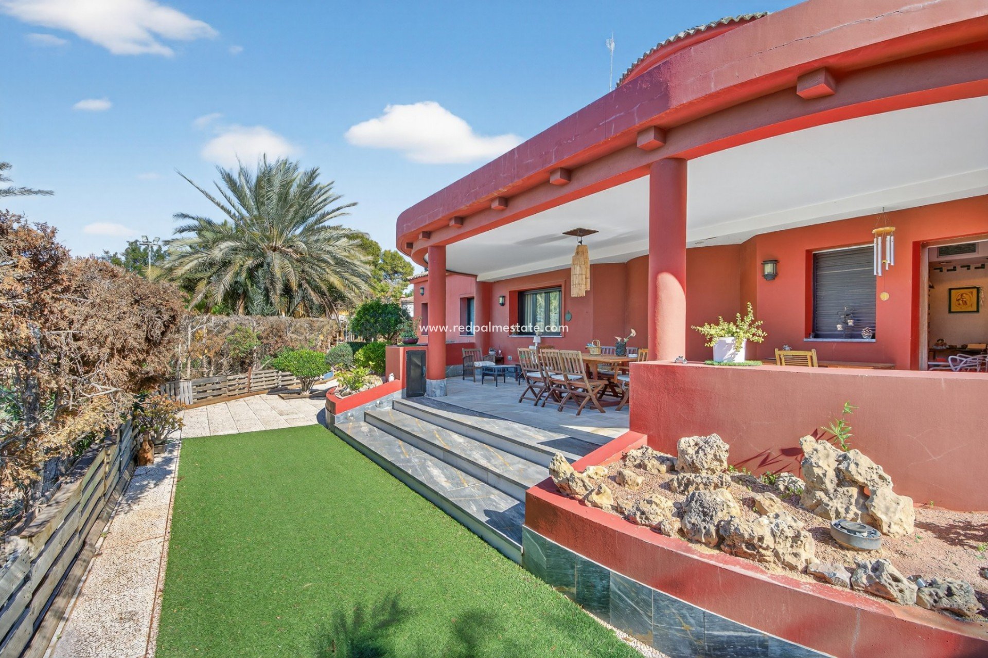 Reventa - Villa -
Santa Pola