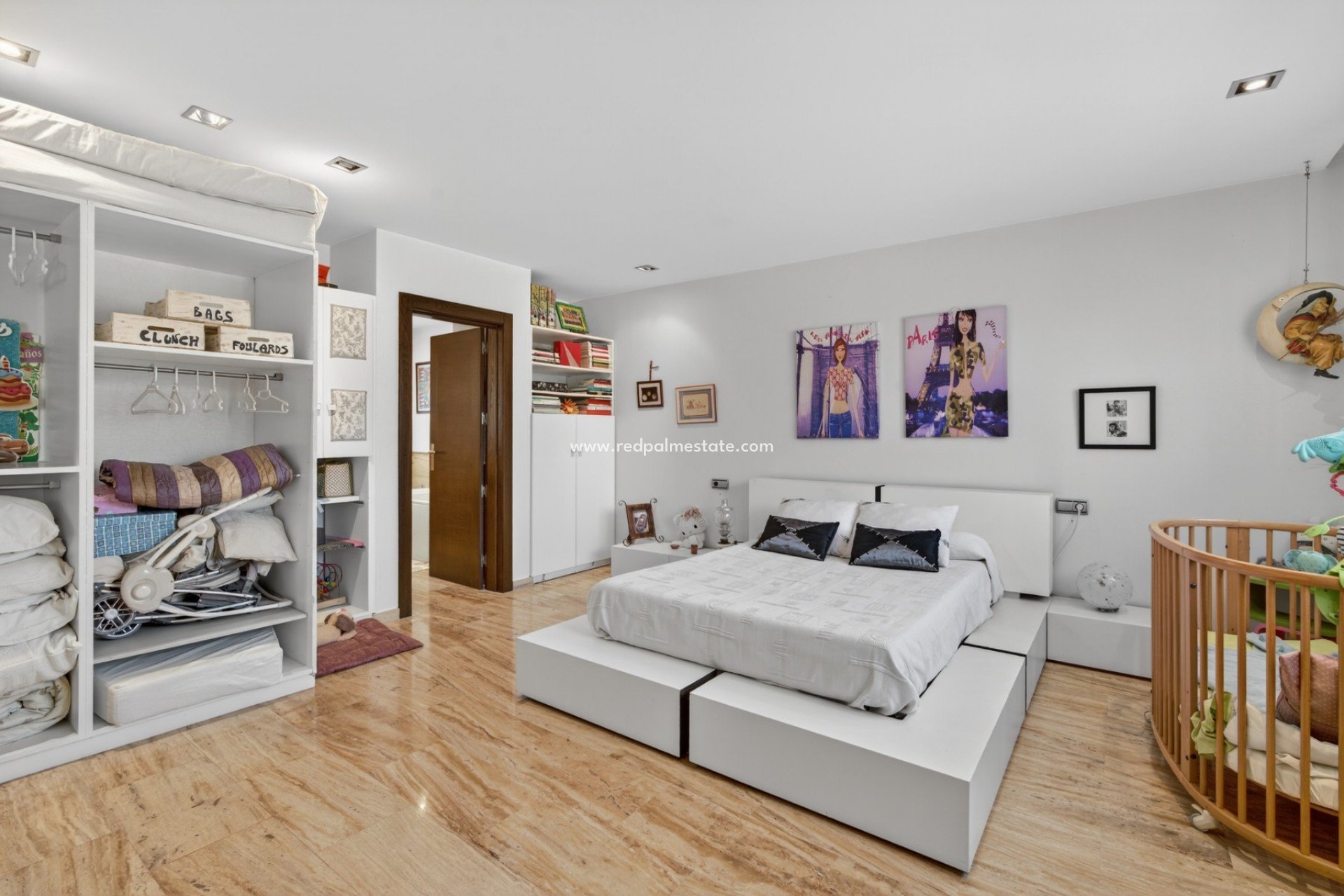 Reventa - Villa -
Santa Pola