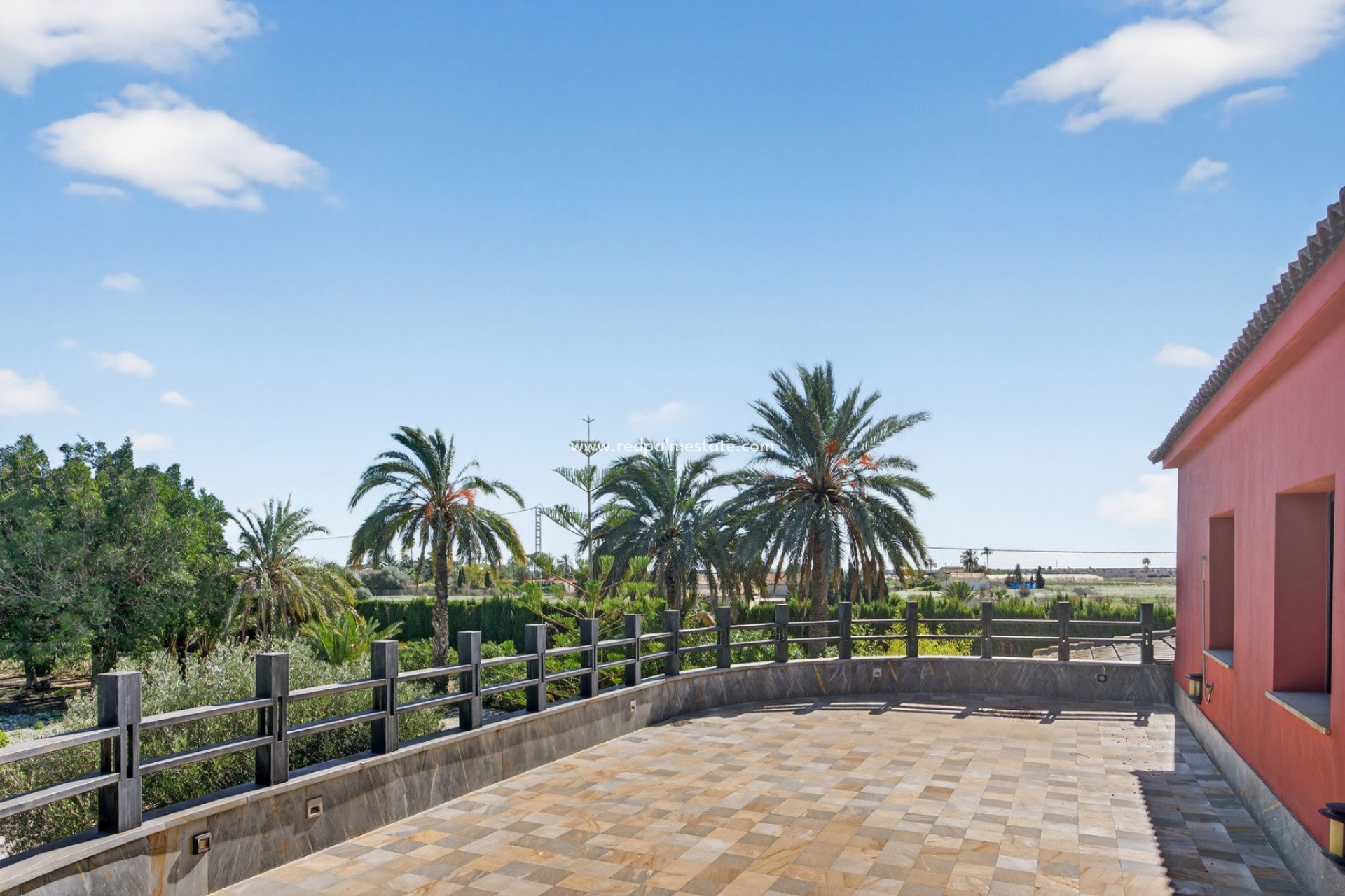 Reventa - Villa -
Santa Pola