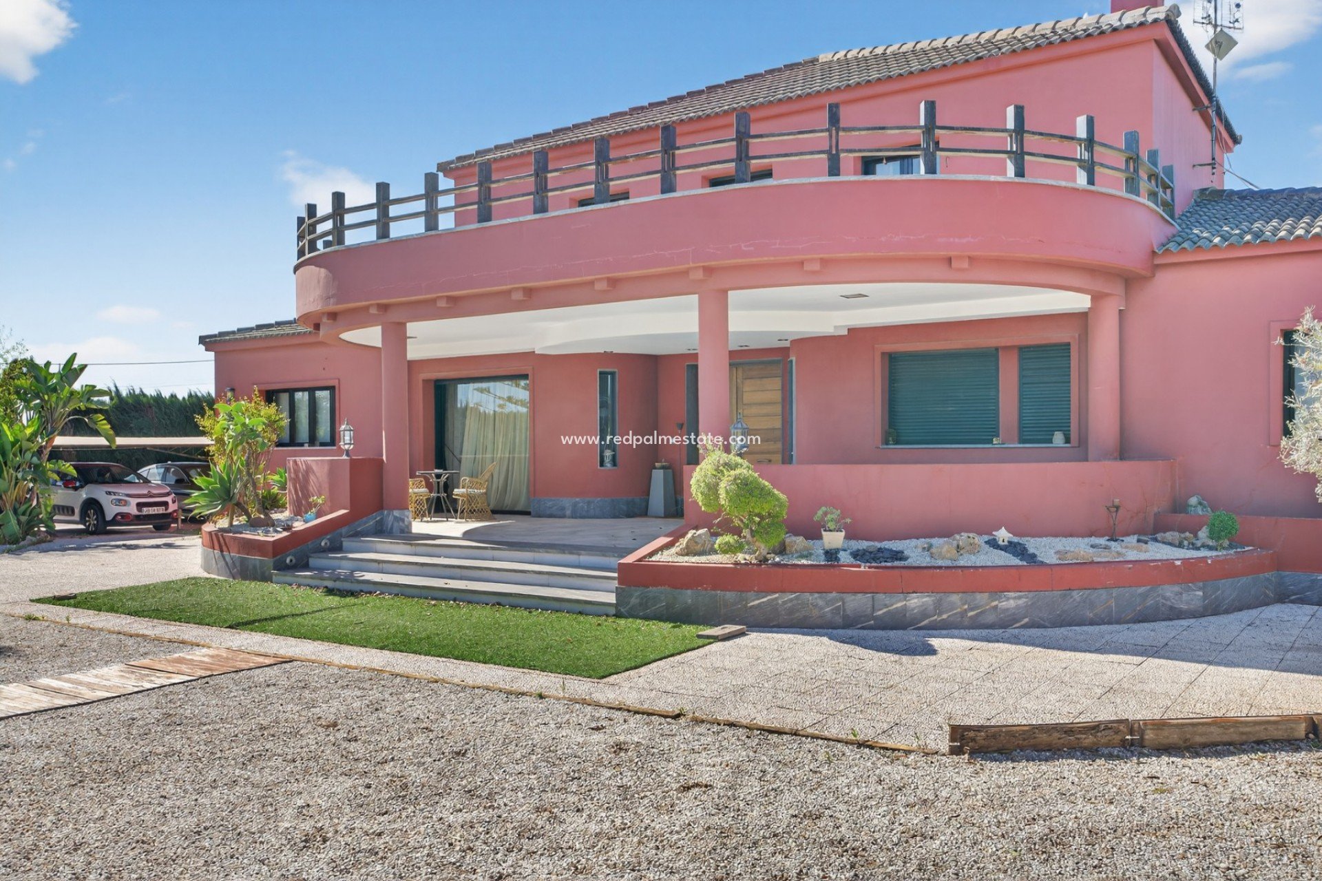 Reventa - Villa -
Santa Pola