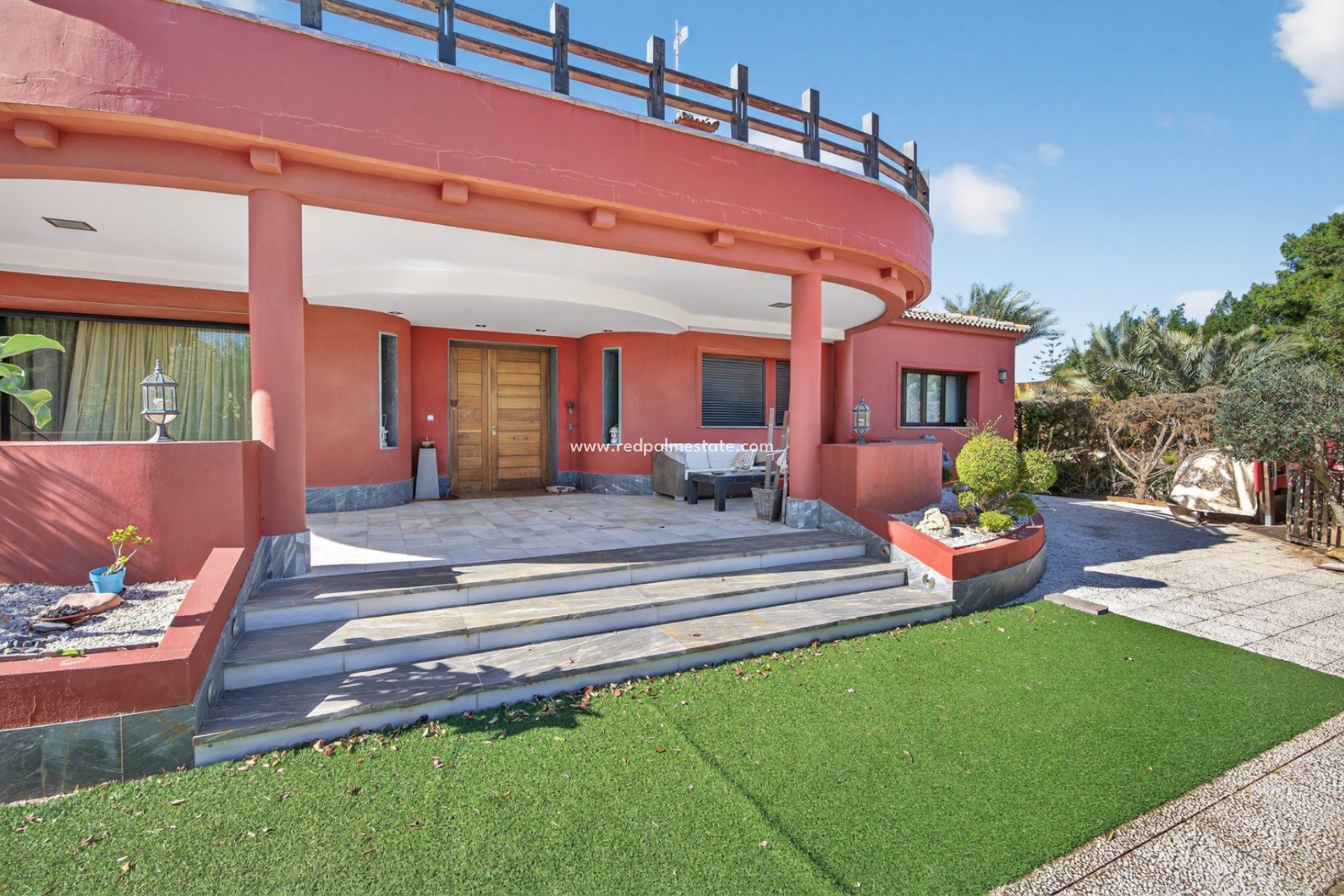 Reventa - Villa -
Santa Pola