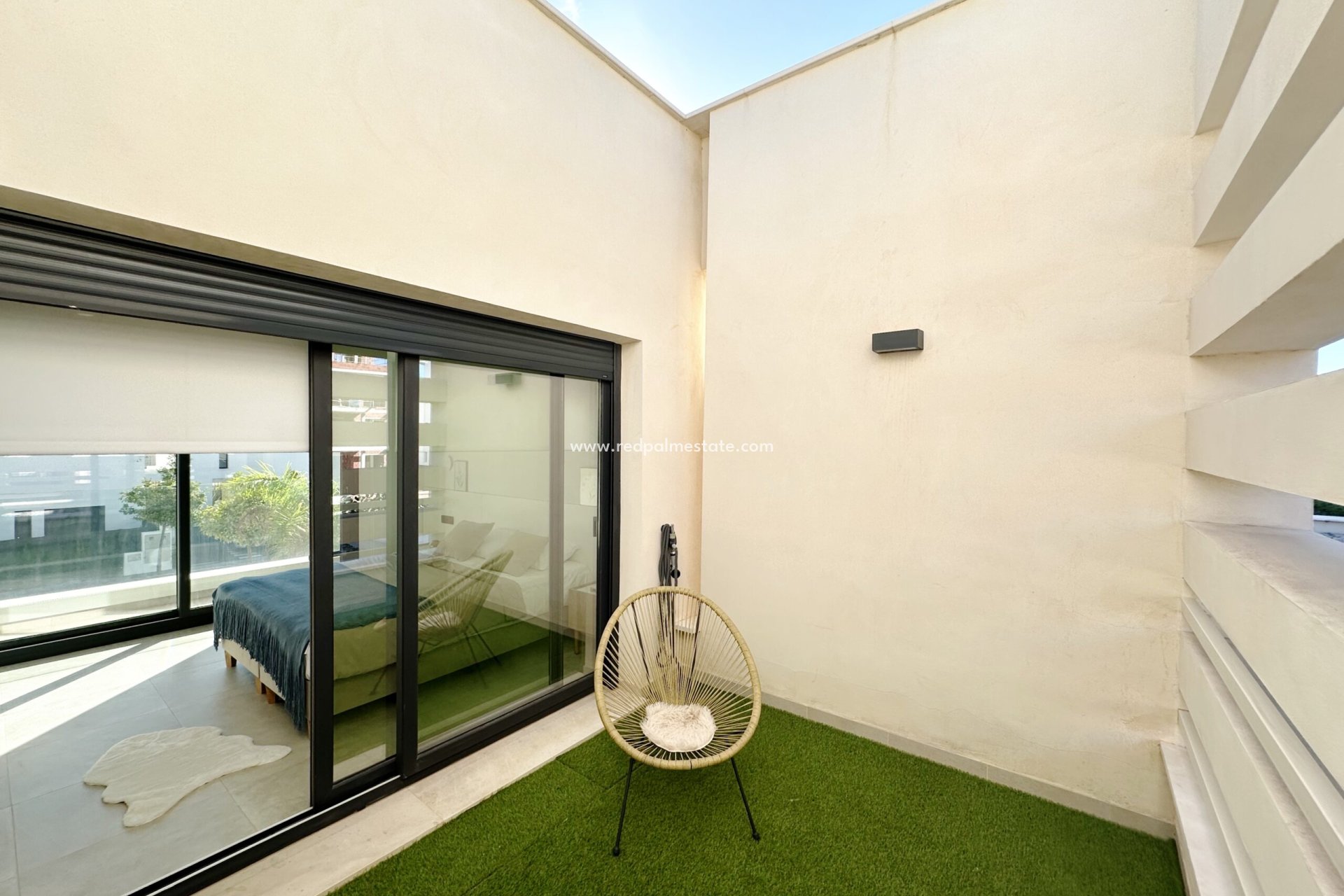 Reventa - Villa -
Santa Rosalia Resort - Inland