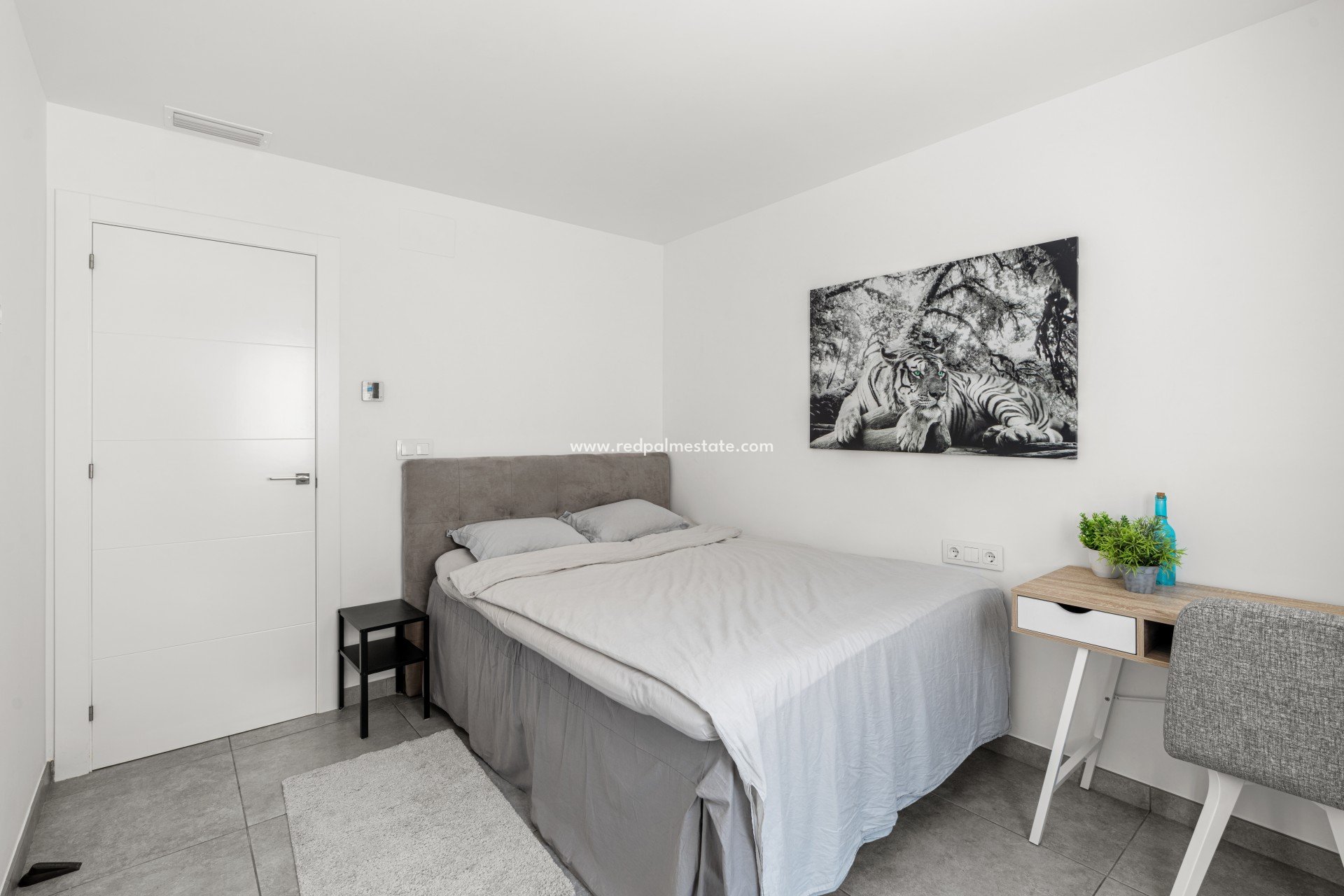 Reventa - Villa -
Santiago de la Ribera - Zona de la playa