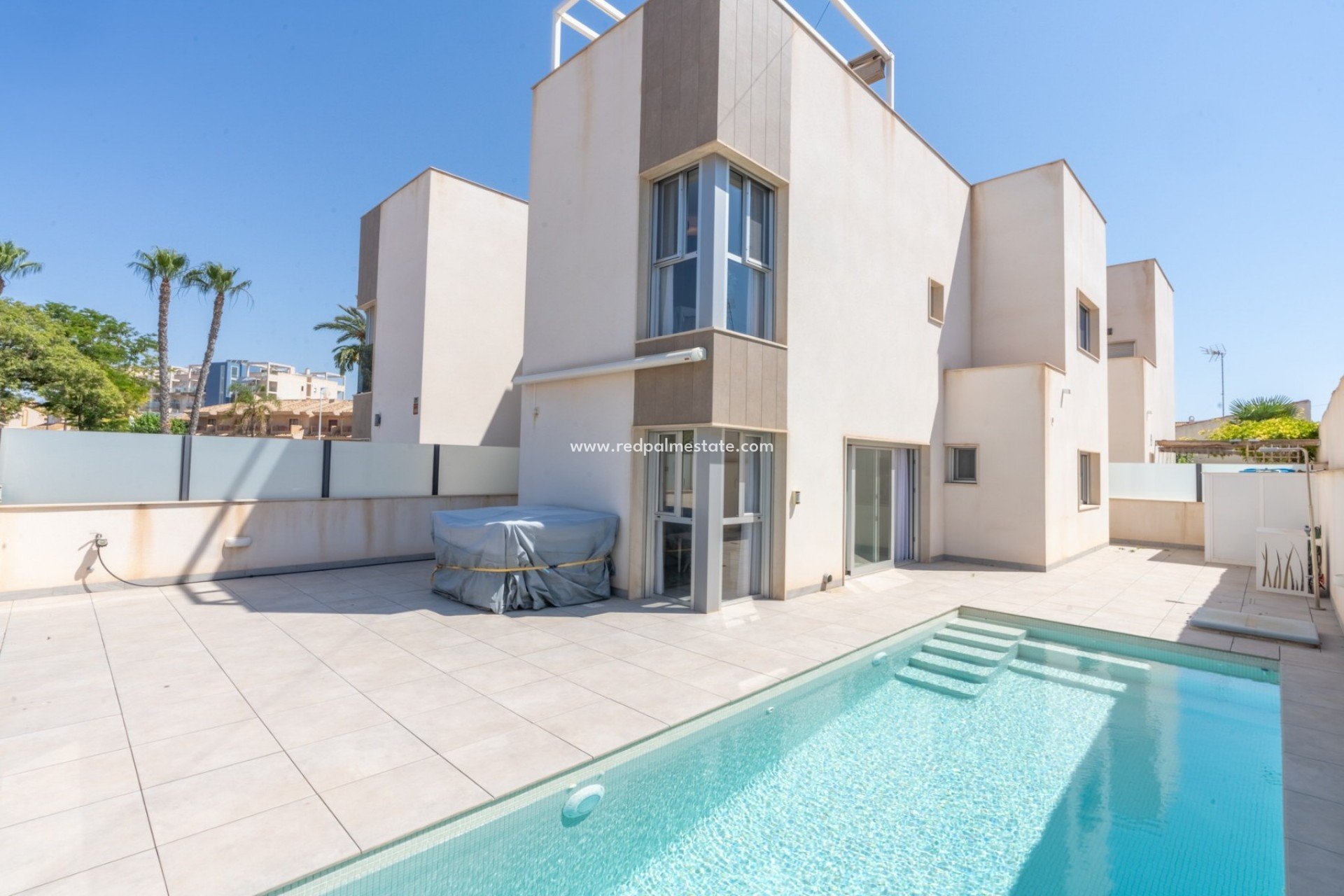 Reventa - Villa -
Santiago de la Ribera - Zona de la playa