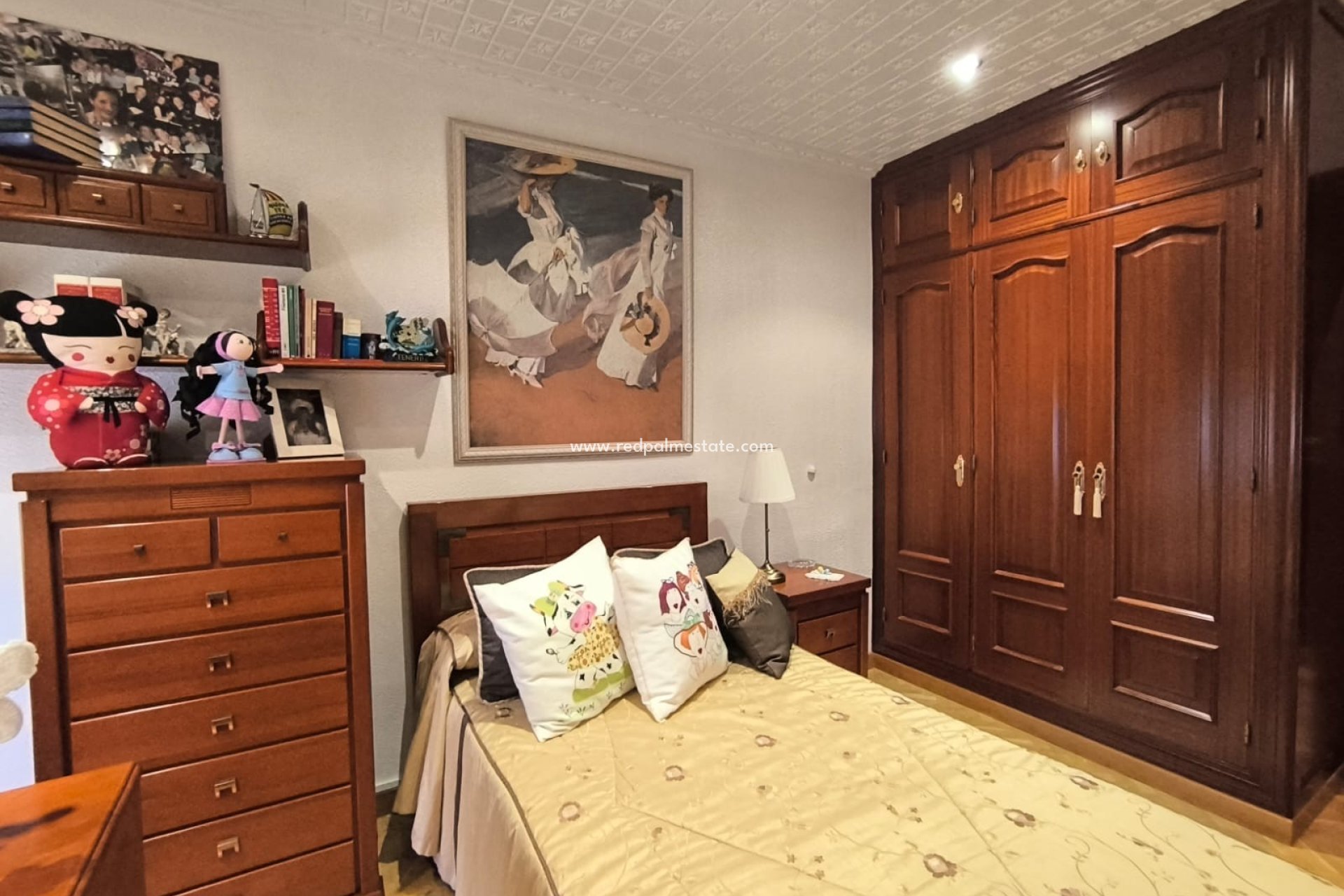 Reventa - Villa -
Sax - Inland