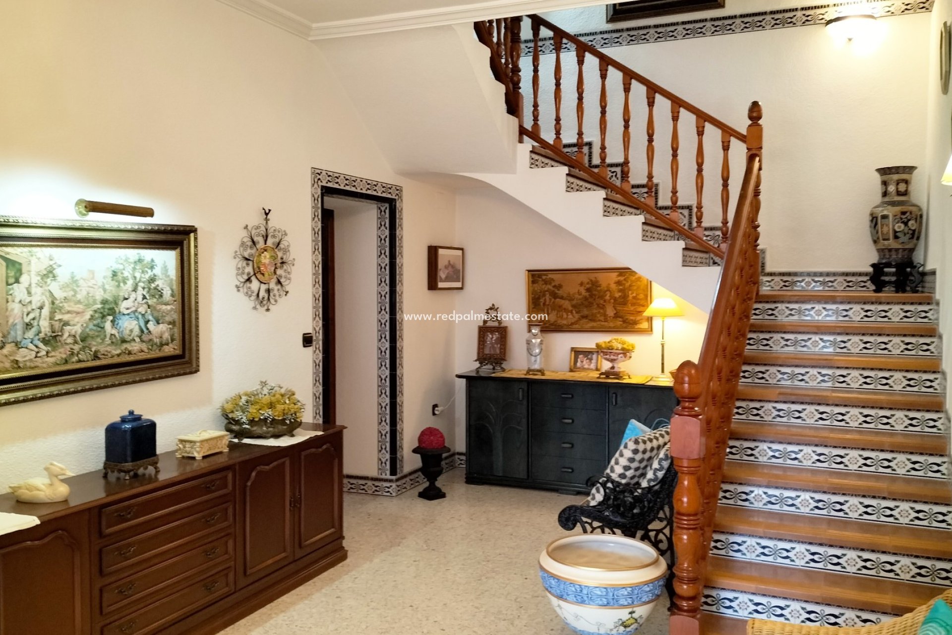 Reventa - Villa -
Sax - Inland