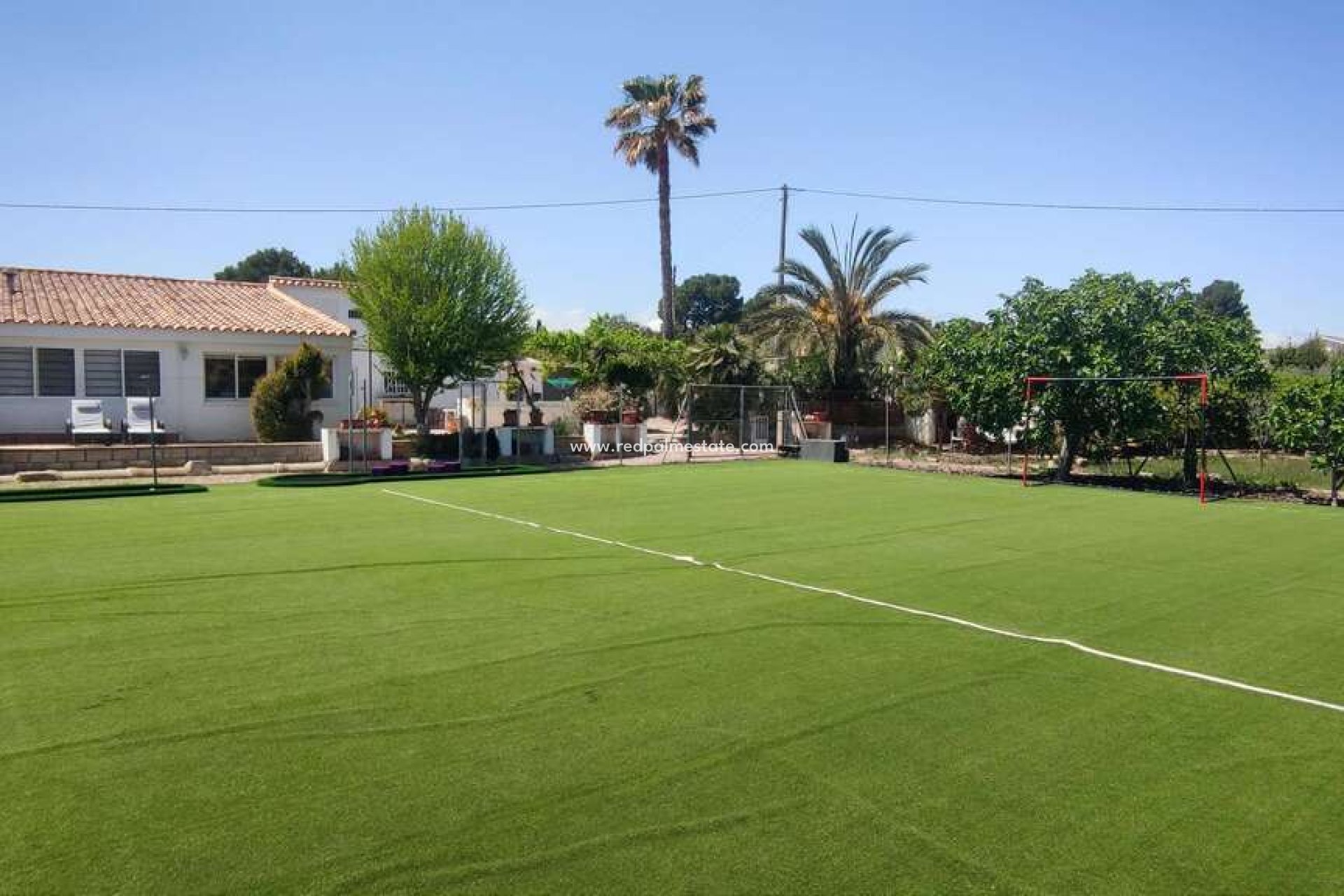 Reventa - Villa -
Sax - Inland