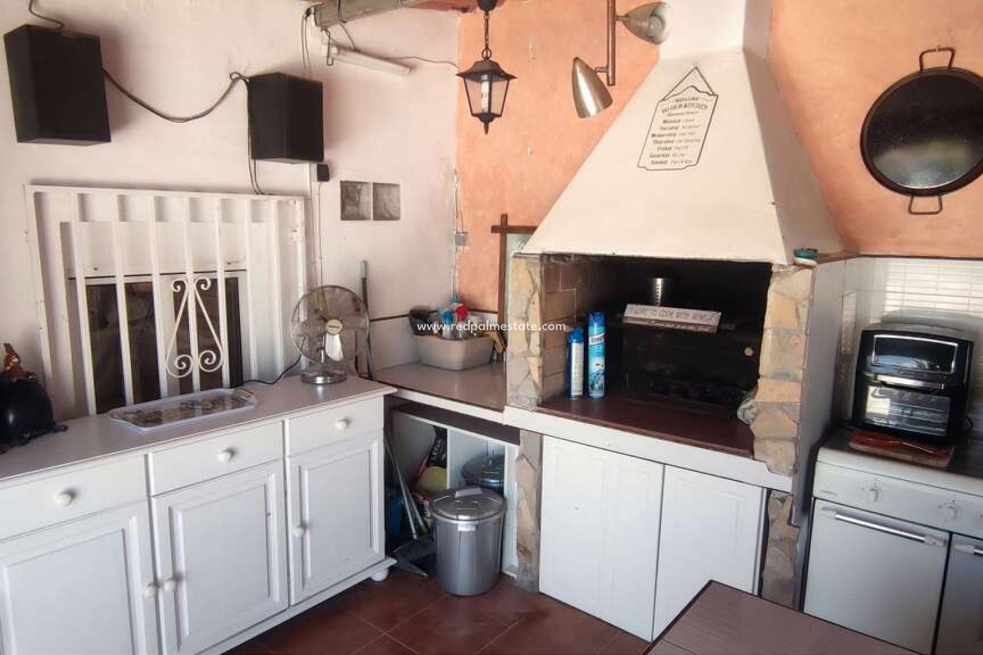 Reventa - Villa -
Sax - Inland