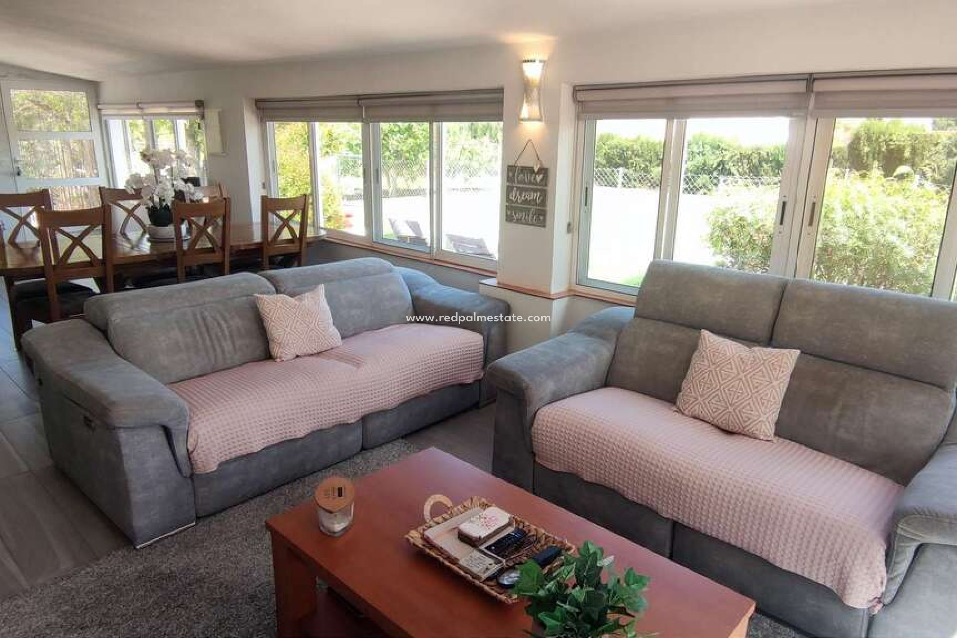 Reventa - Villa -
Sax - Inland