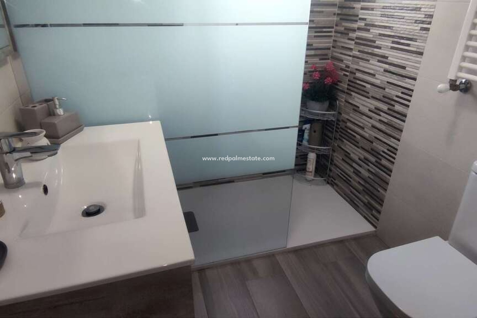 Reventa - Villa -
Sax - Inland