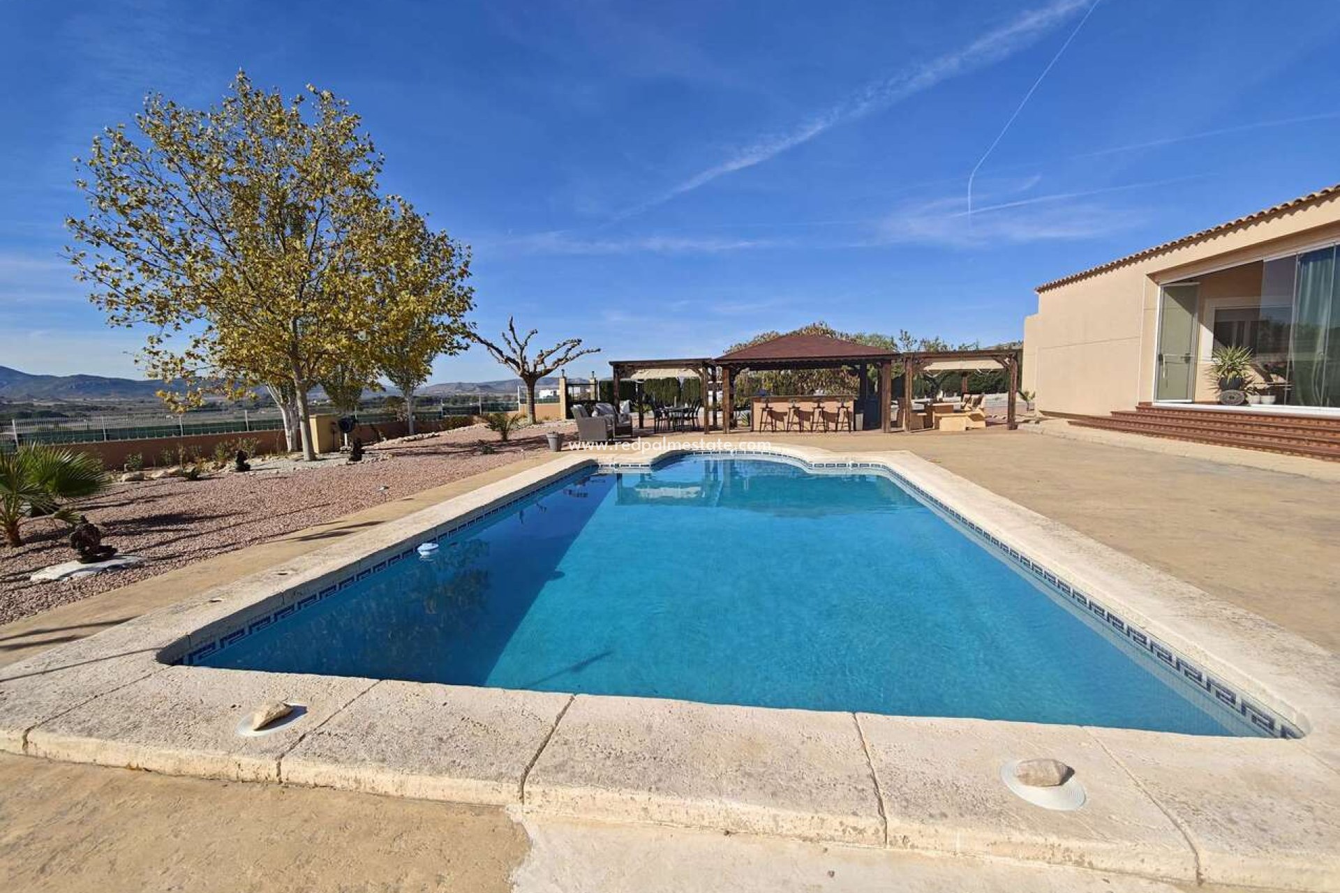 Reventa - Villa -
Sax - Inland