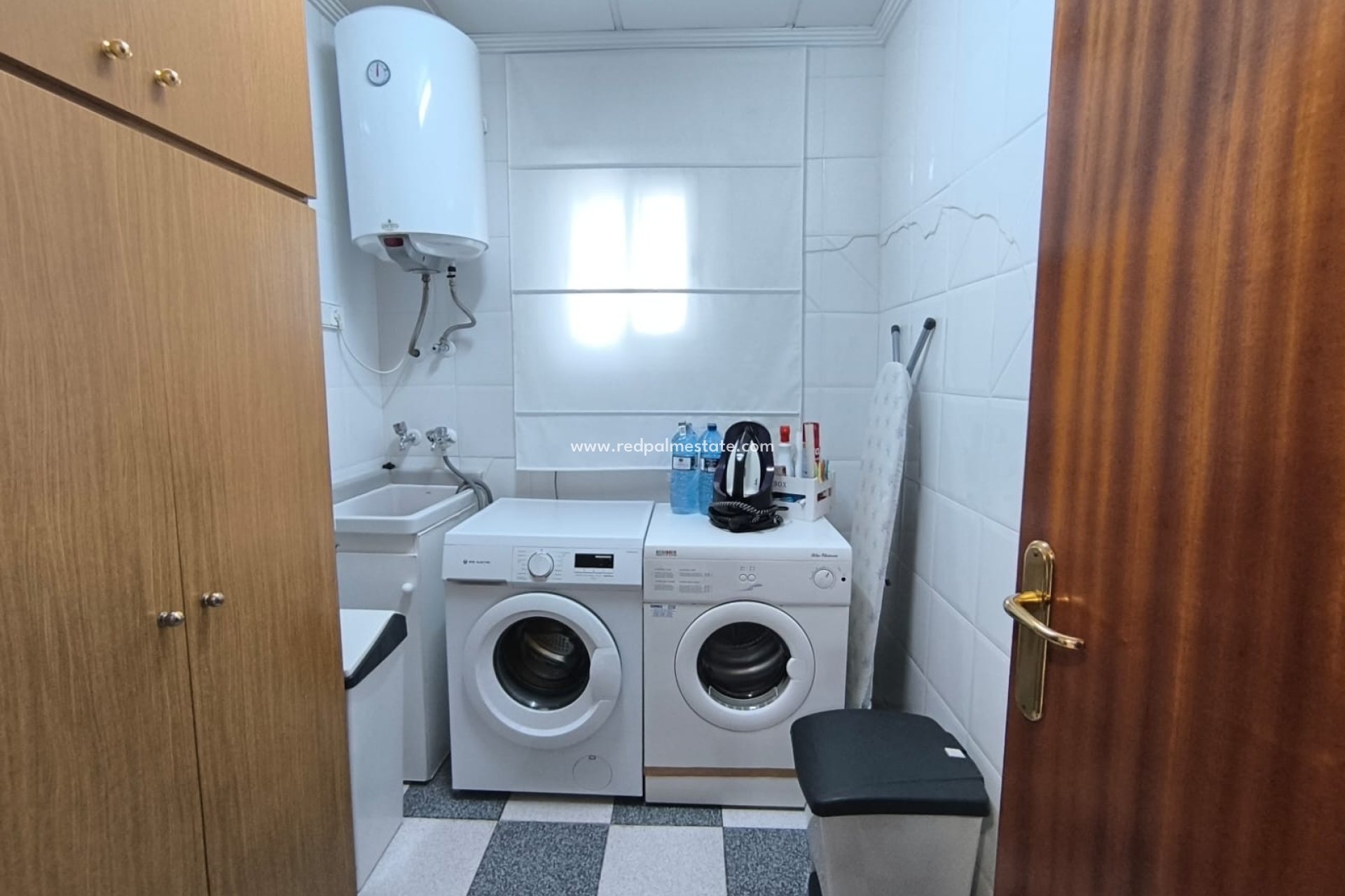 Reventa - Villa -
Sax - Inland