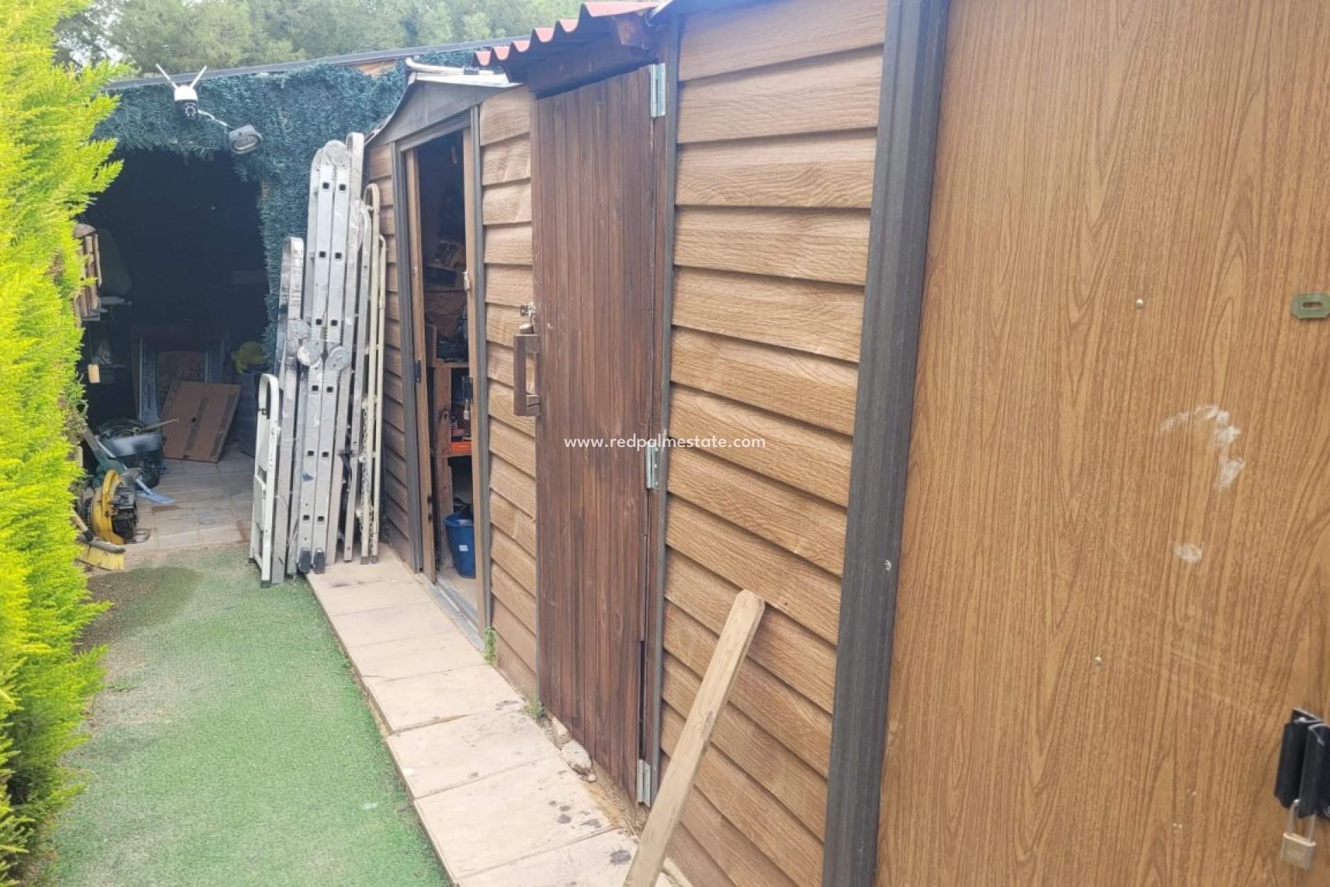 Reventa - Villa -
Sierra Cortina - Inland