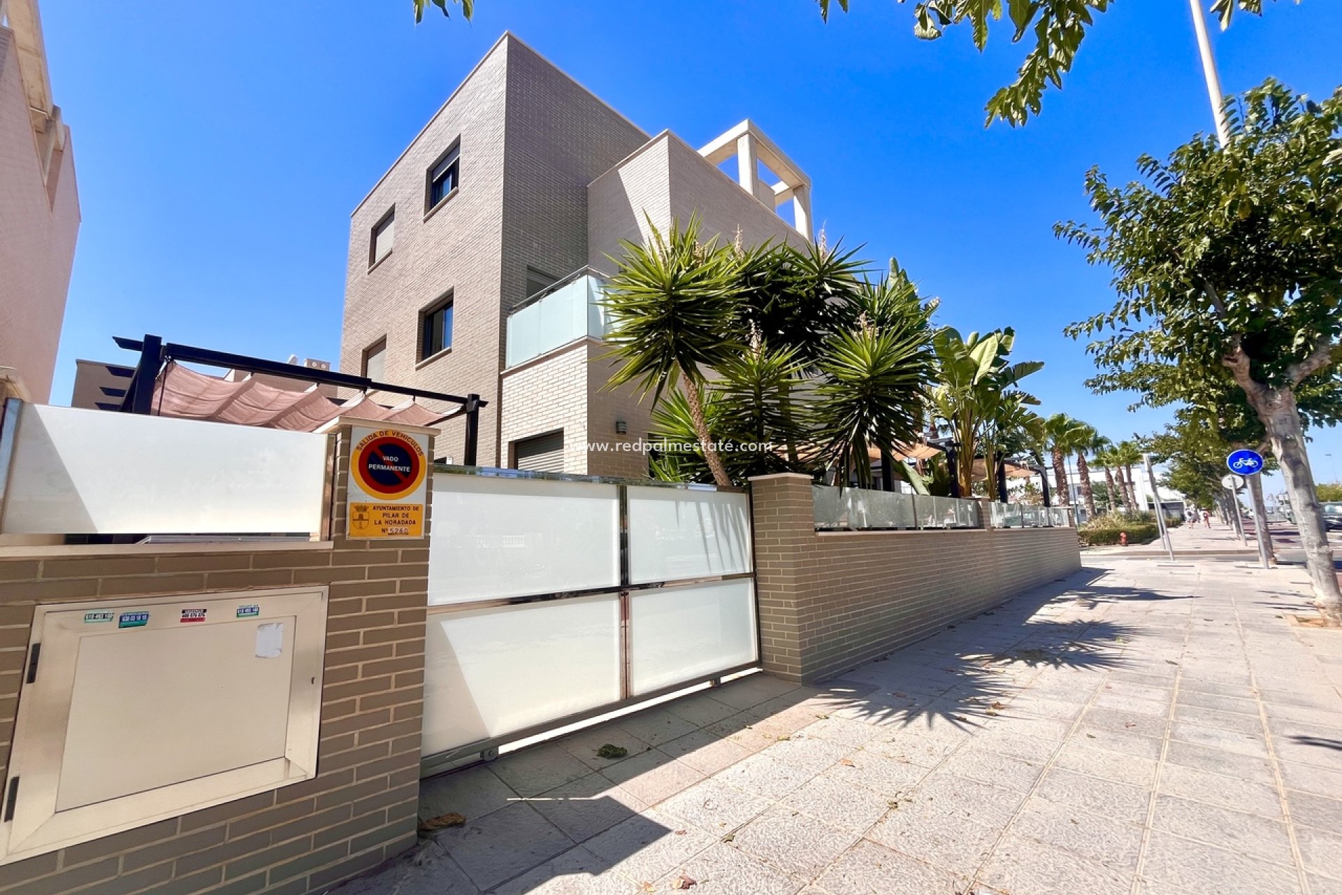 Reventa - Villa -
Torre de la Horadada - Costa Blanca