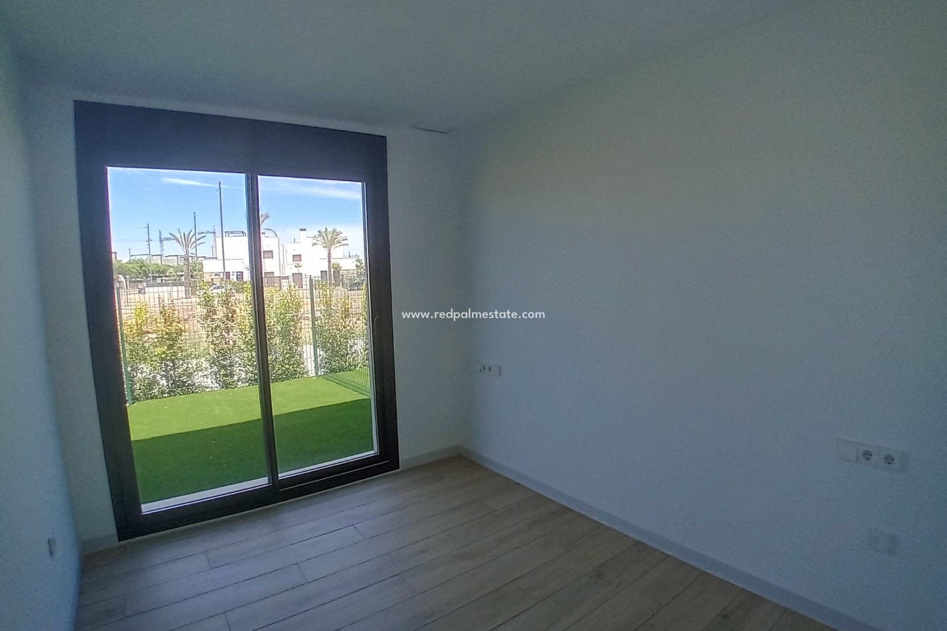 Reventa - Villa -
Torre Pacheco - Inland