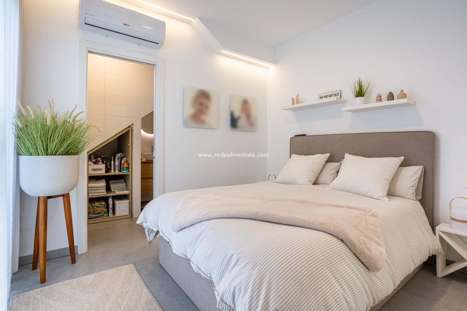 Reventa - Villa -
Torre Pacheco - Roldán