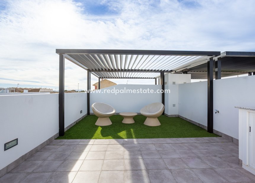 Reventa - Villa -
Torre Pacheco - Roldán