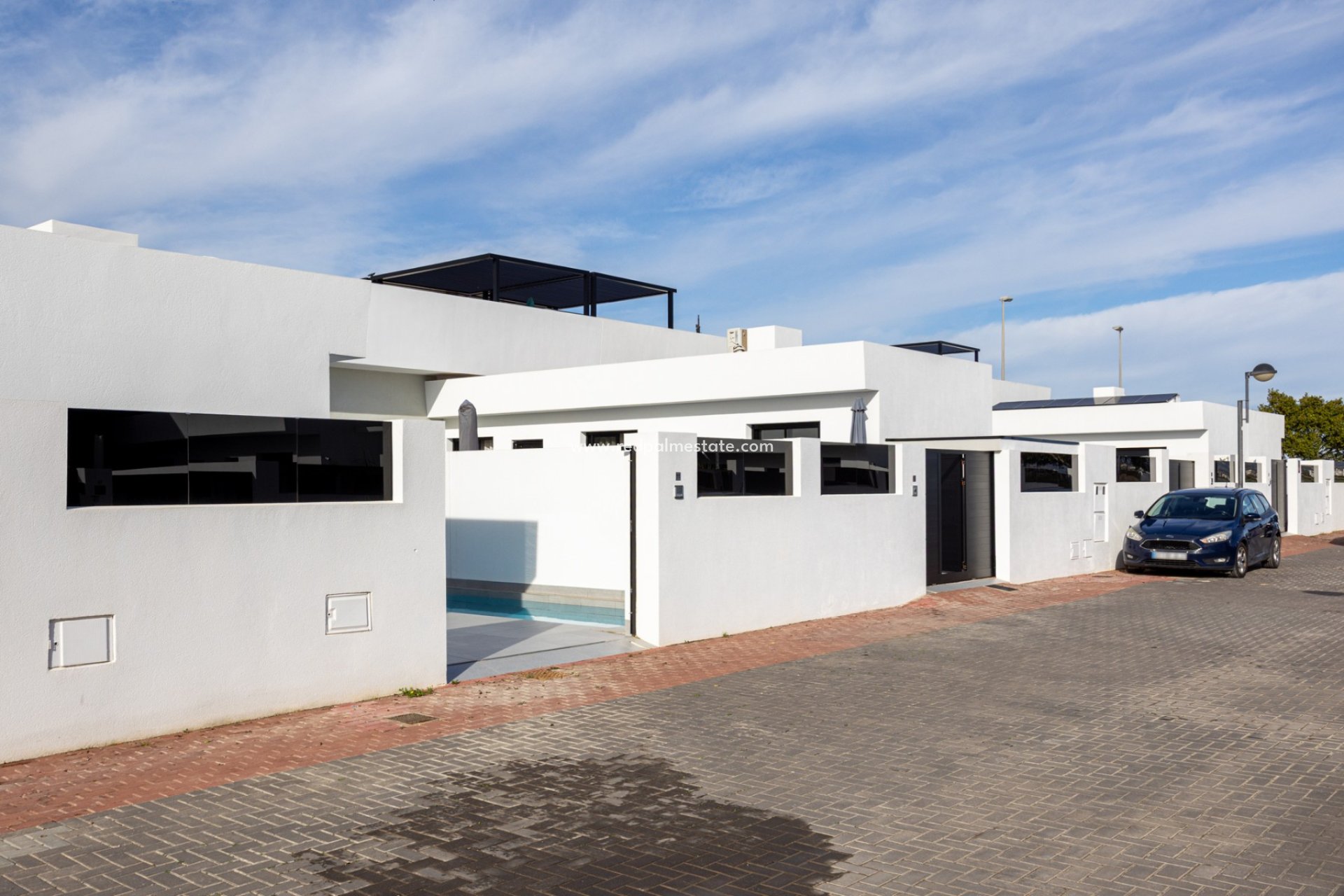 Reventa - Villa -
Torre Pacheco - Roldán