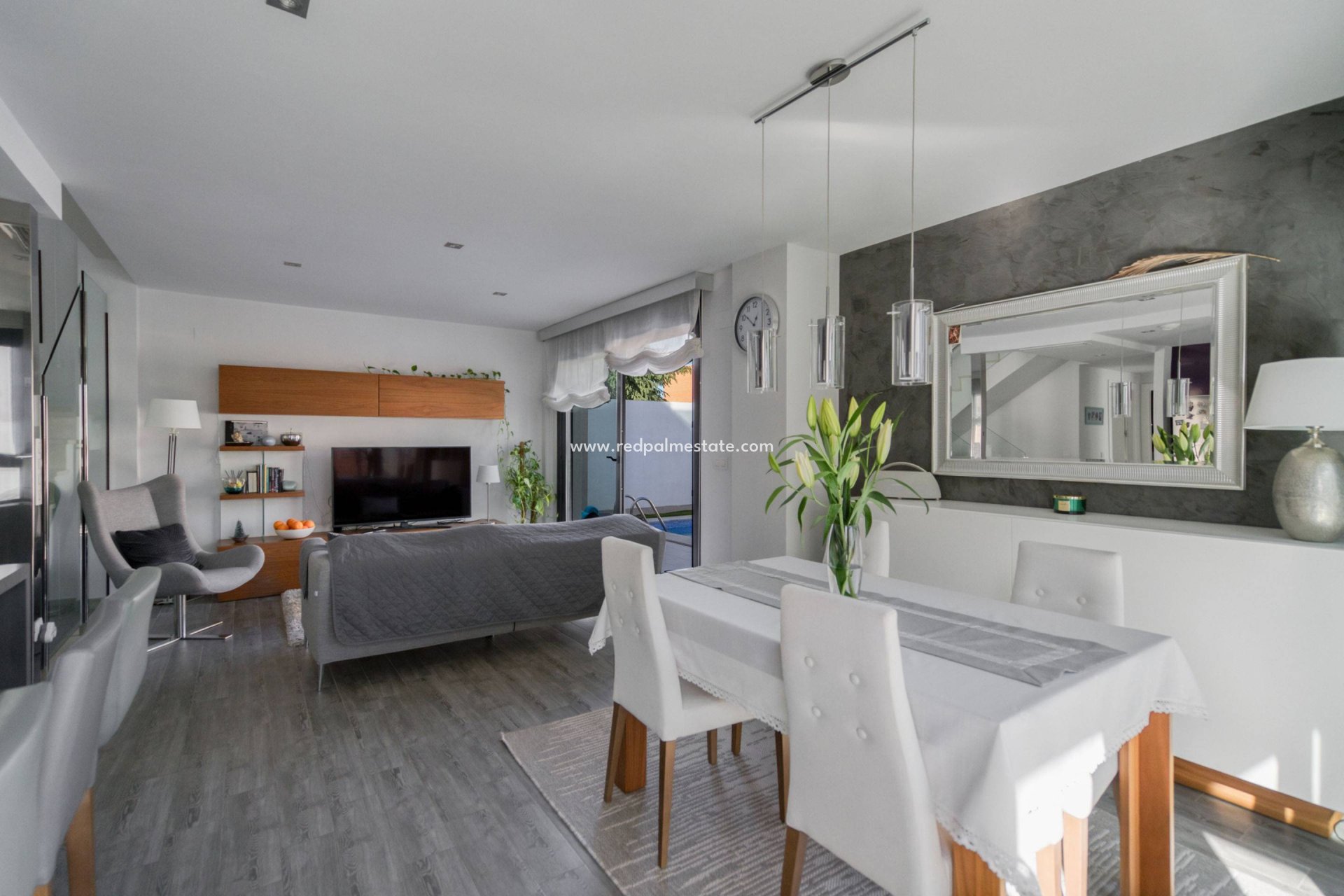 Reventa - Villa -
Torrevieja - Aguas Nueva