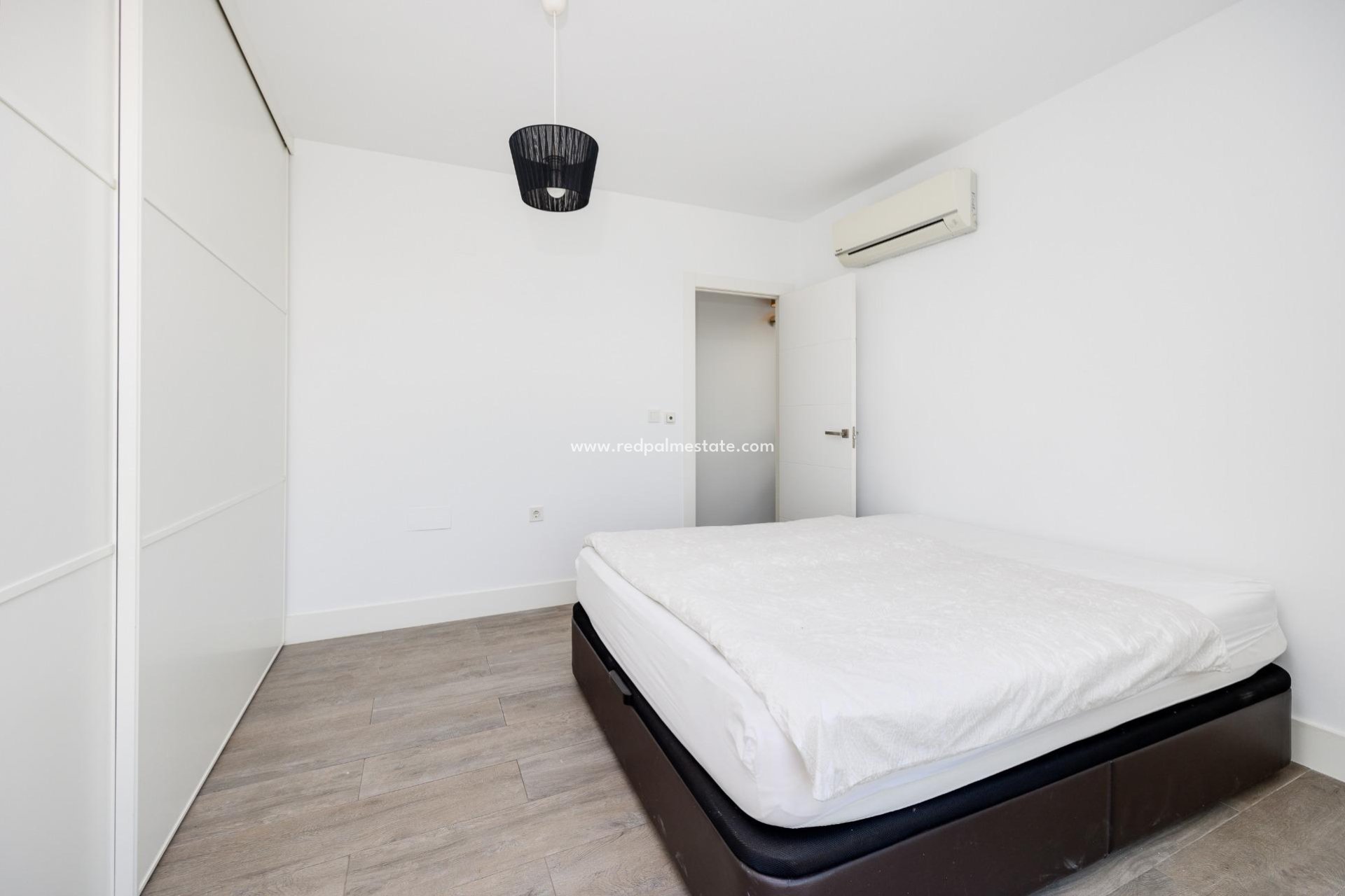 Reventa - Villa -
Torrevieja - Aguas Nueva