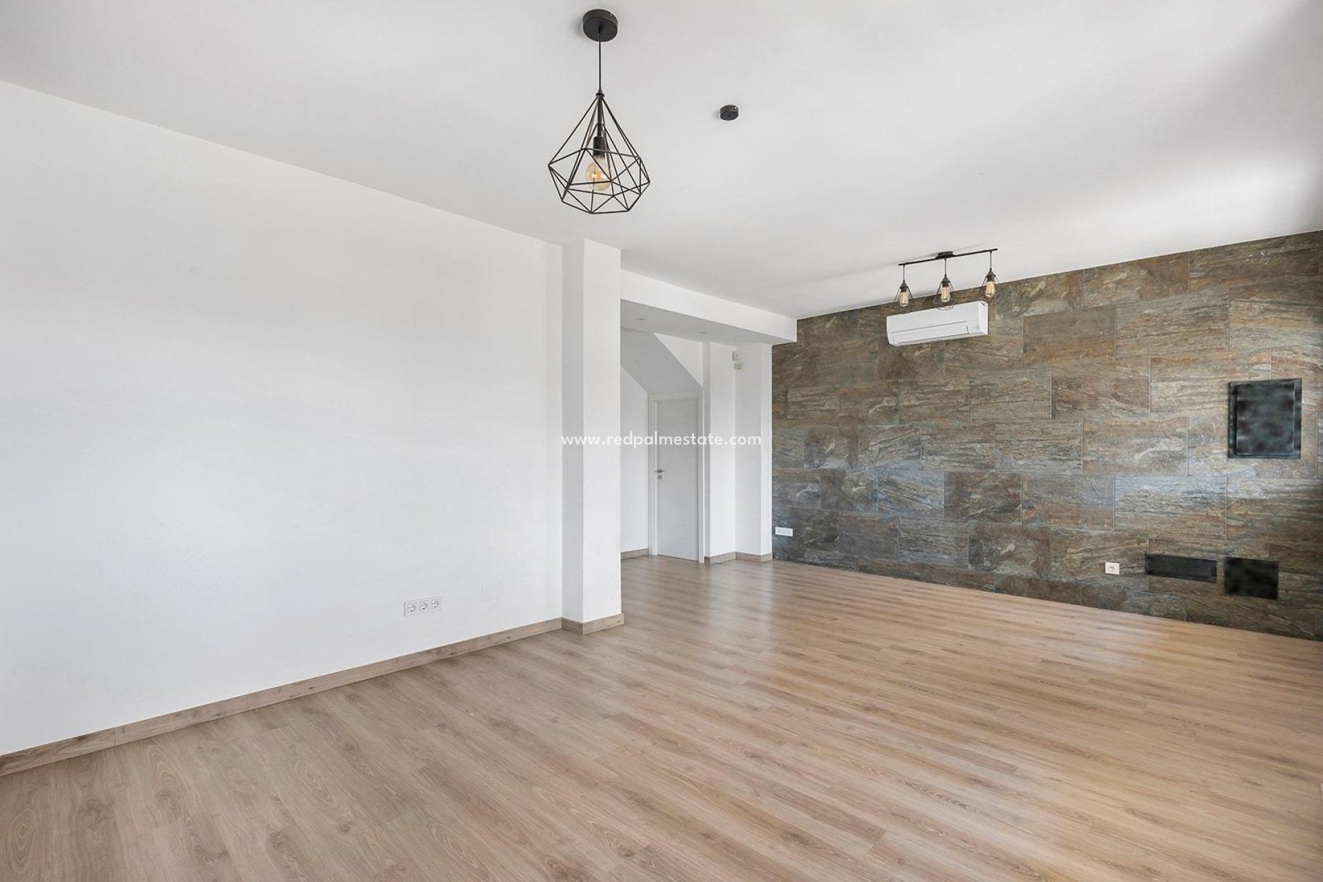 Reventa - Villa -
Torrevieja - Aguas Nueva