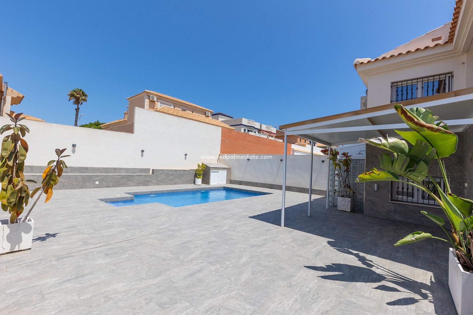 Reventa - Villa -
Torrevieja - Aguas Nueva