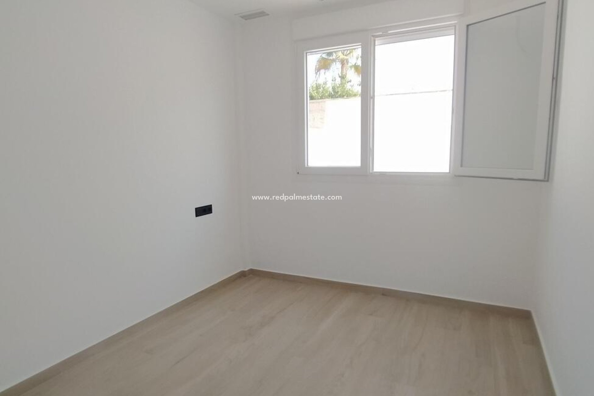 Reventa - Villa -
Torrevieja - Aguas Nueva